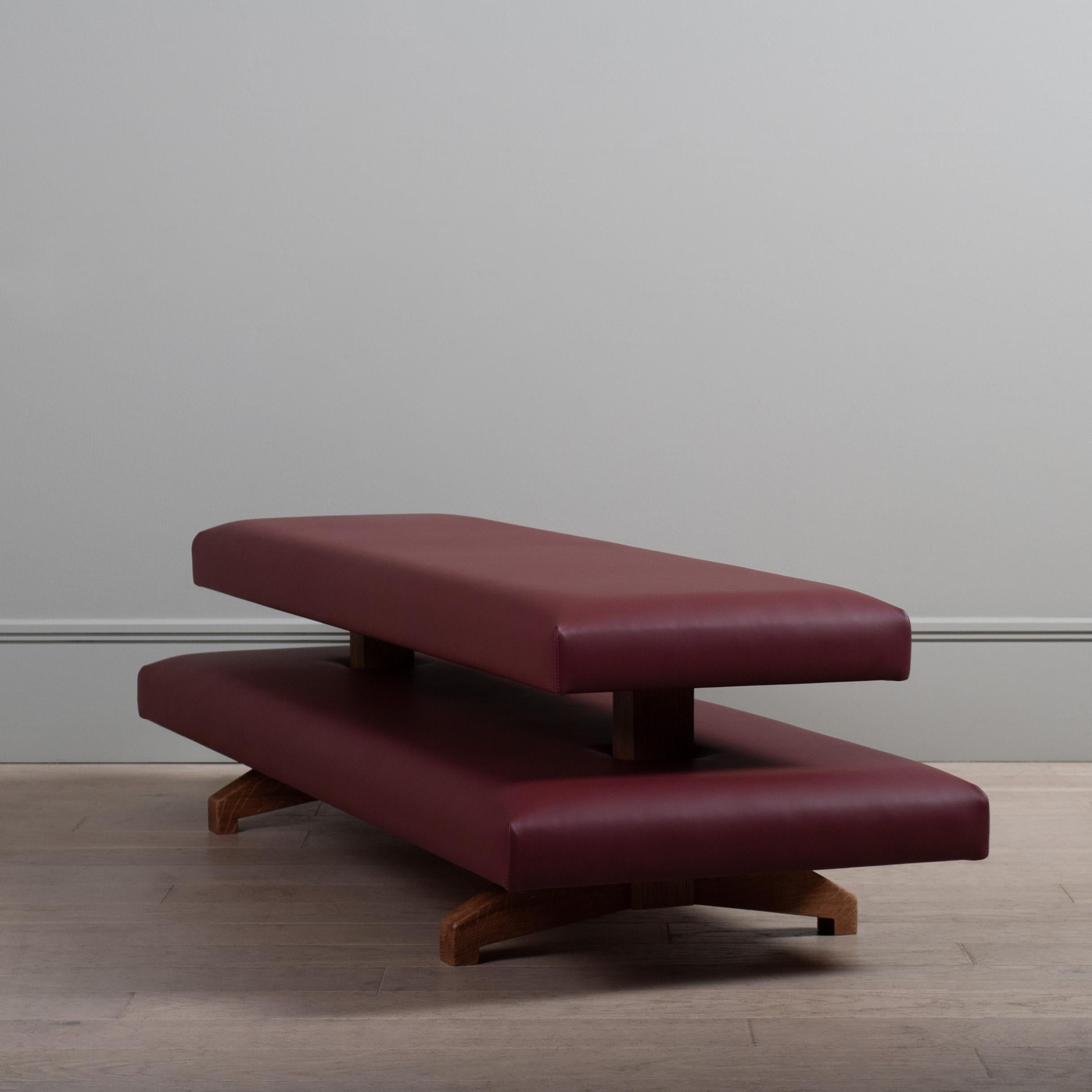Handcrafted Leder & Eiche Sofa Tisch Fußhocker (21. Jahrhundert und zeitgenössisch) im Angebot