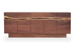 Crédence artisanale à bord vif en bois tropical massif