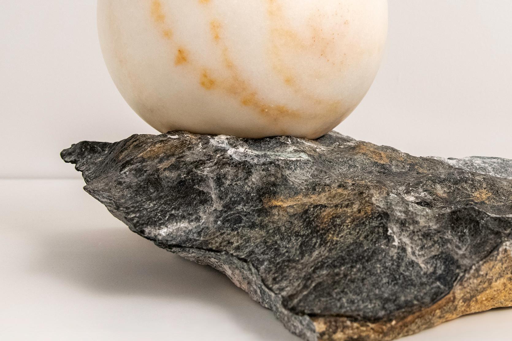 Handcrafted Makrana Marble Table Lamp – 