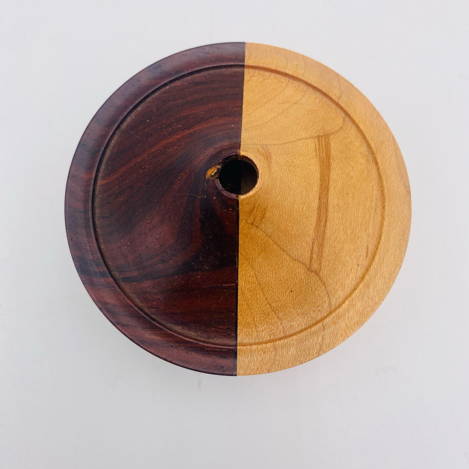 Handgefertigte Vase aus Ahorn und Cocobolo Holz Signiert (21. Jahrhundert und zeitgenössisch) im Angebot