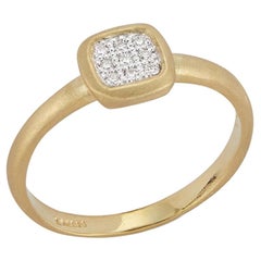 Anello con diamante centrato a forma di quadrato, rifinito a mano e con finitura opaca