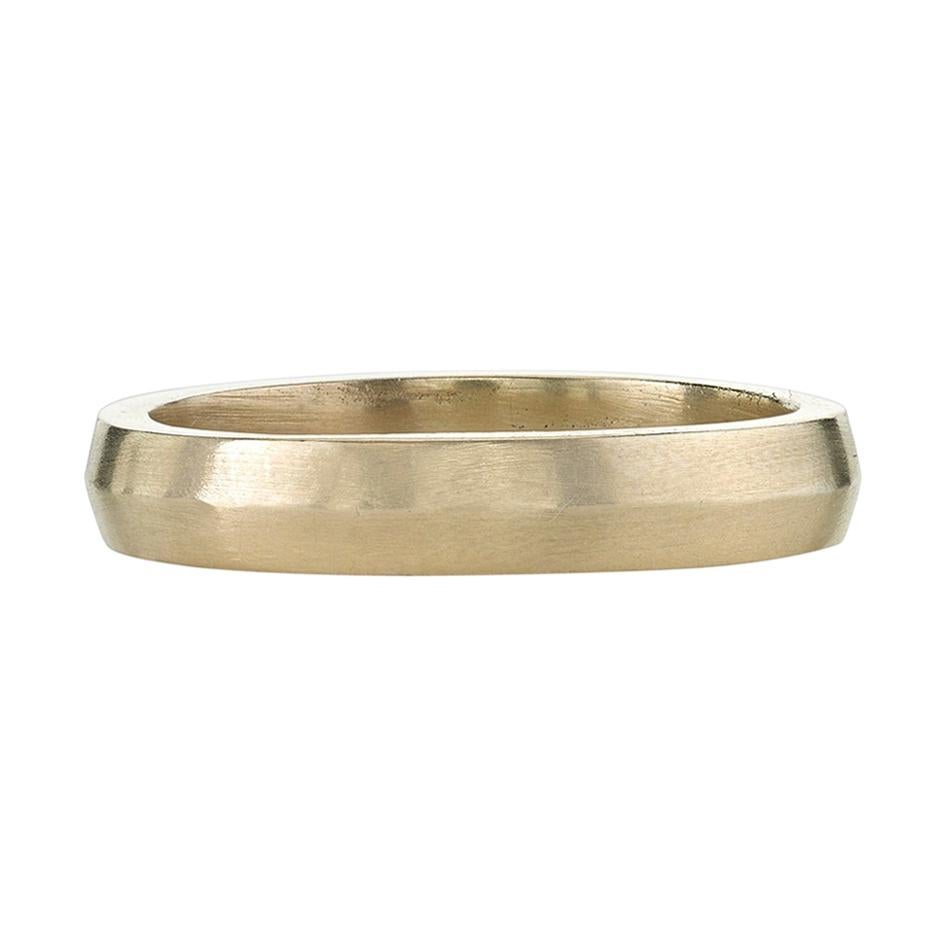 Handcrafted 4mm Henry Band in 18K Gold by Single Stone For Sale