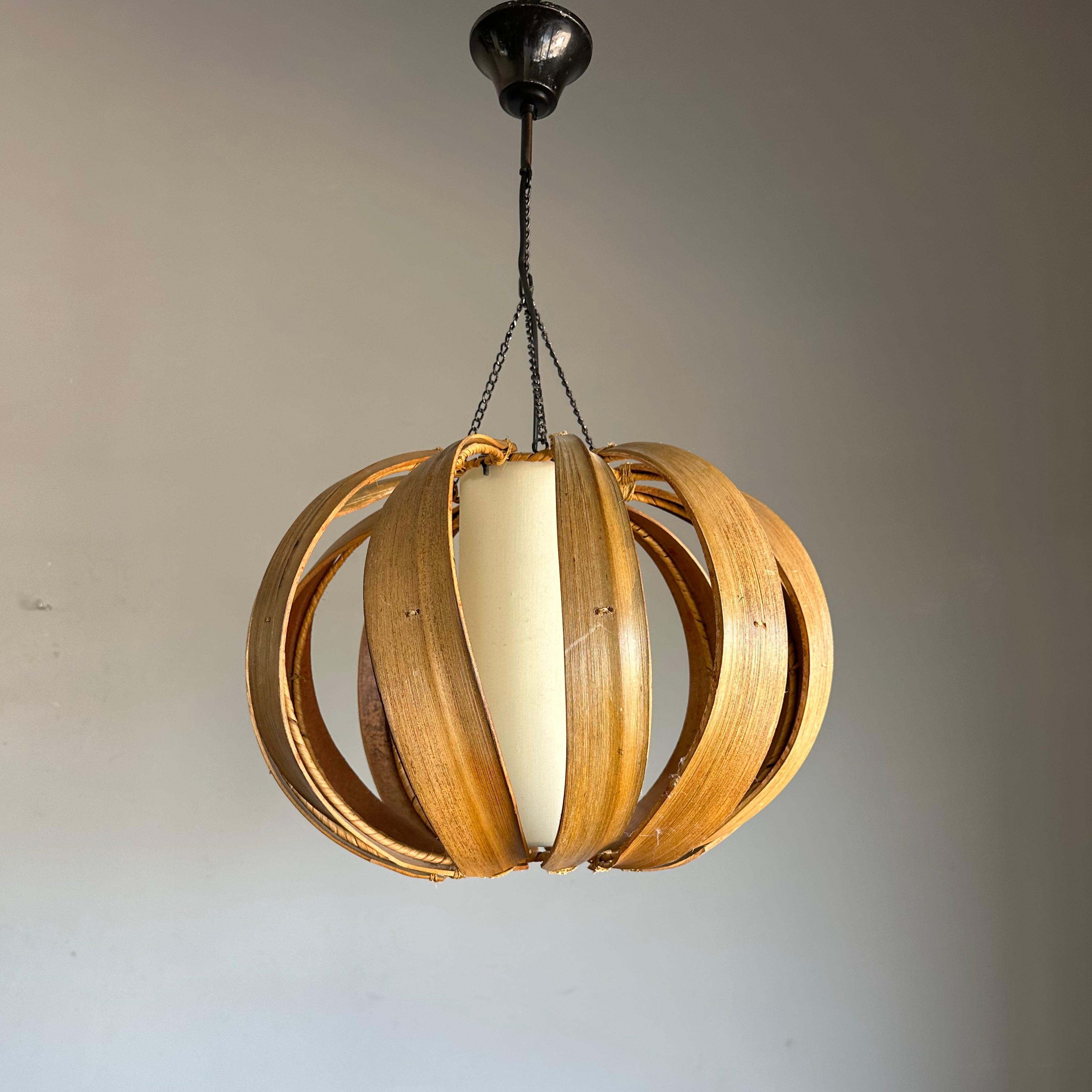 Handcrafted Mid-Century Modern Coconut Leaf, Wicker and Shade Pendant Light For Sale 13
