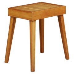 Tabouret ou table d'appoint en bois d'orme à lattes, fabriqué à la main au milieu du siècle dernier, France, 1960
