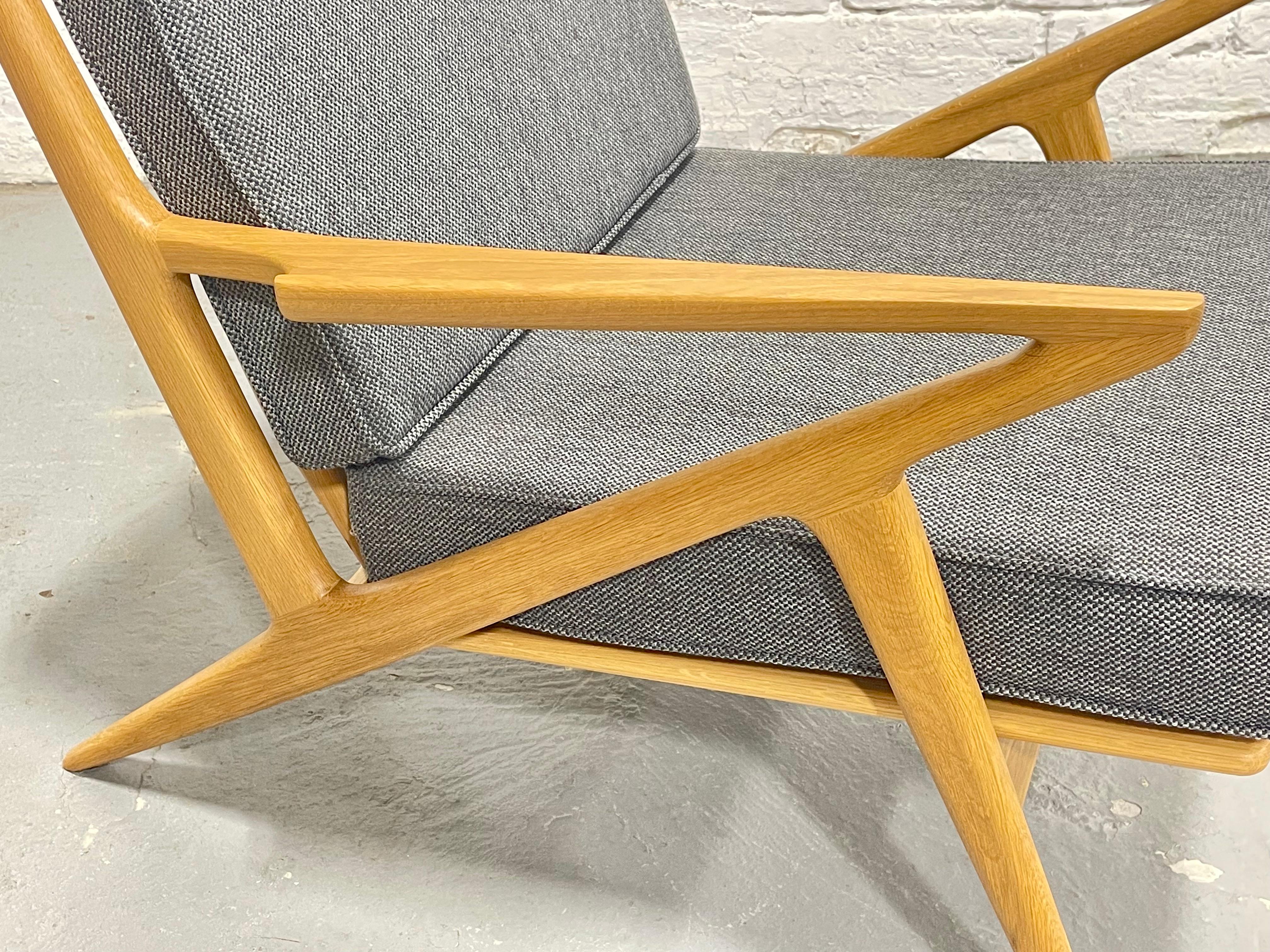 Chaise longue en chêne de style moderne du milieu du siècle, fabriquée à la main en vente 6