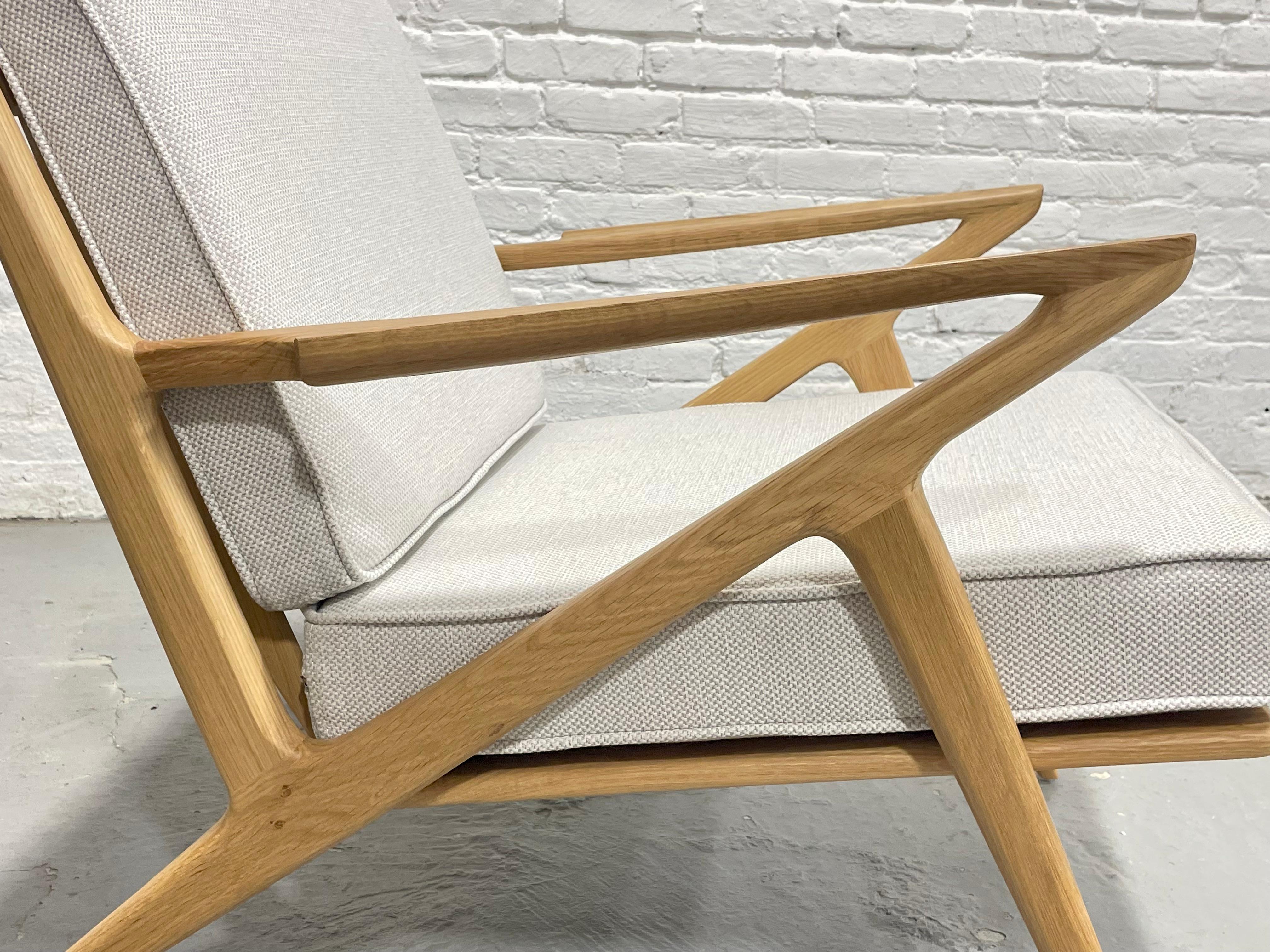 Chaise longue en chêne de style moderne du milieu du siècle, fabriquée à la main en vente 3