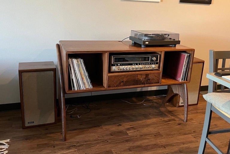 Handcrafted Midcentury Stye Turntable and Record For Sale at 1stDibs