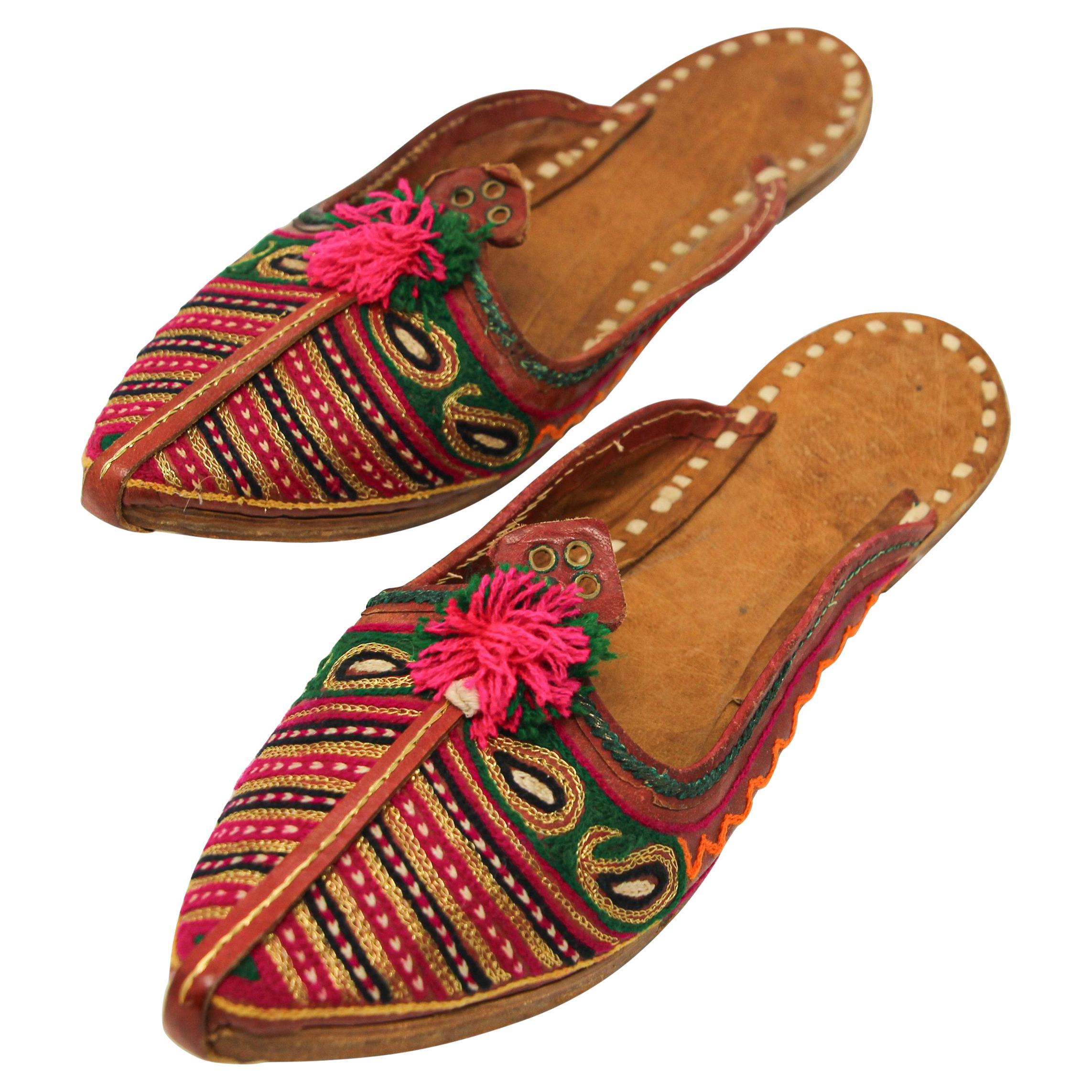 Handcrafted Moorish Leather Ethnic Turkish Gold Embroidered Shoes For Sale