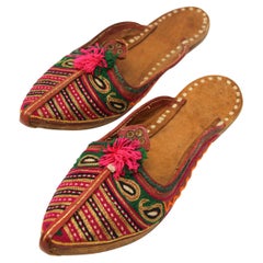 Antique Handcrafted Moorish Leather Ethnic Turkish Gold Embroidered Shoes