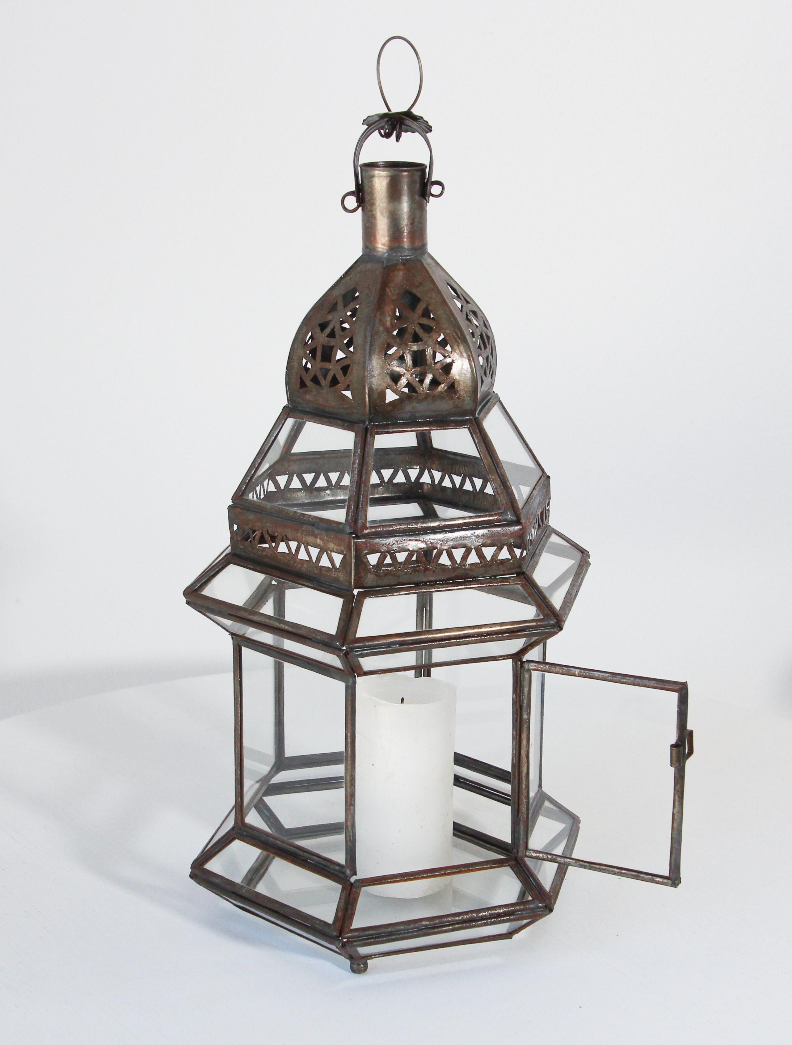 Handcrafted Moroccan Clear Glass Candle Lantern 8