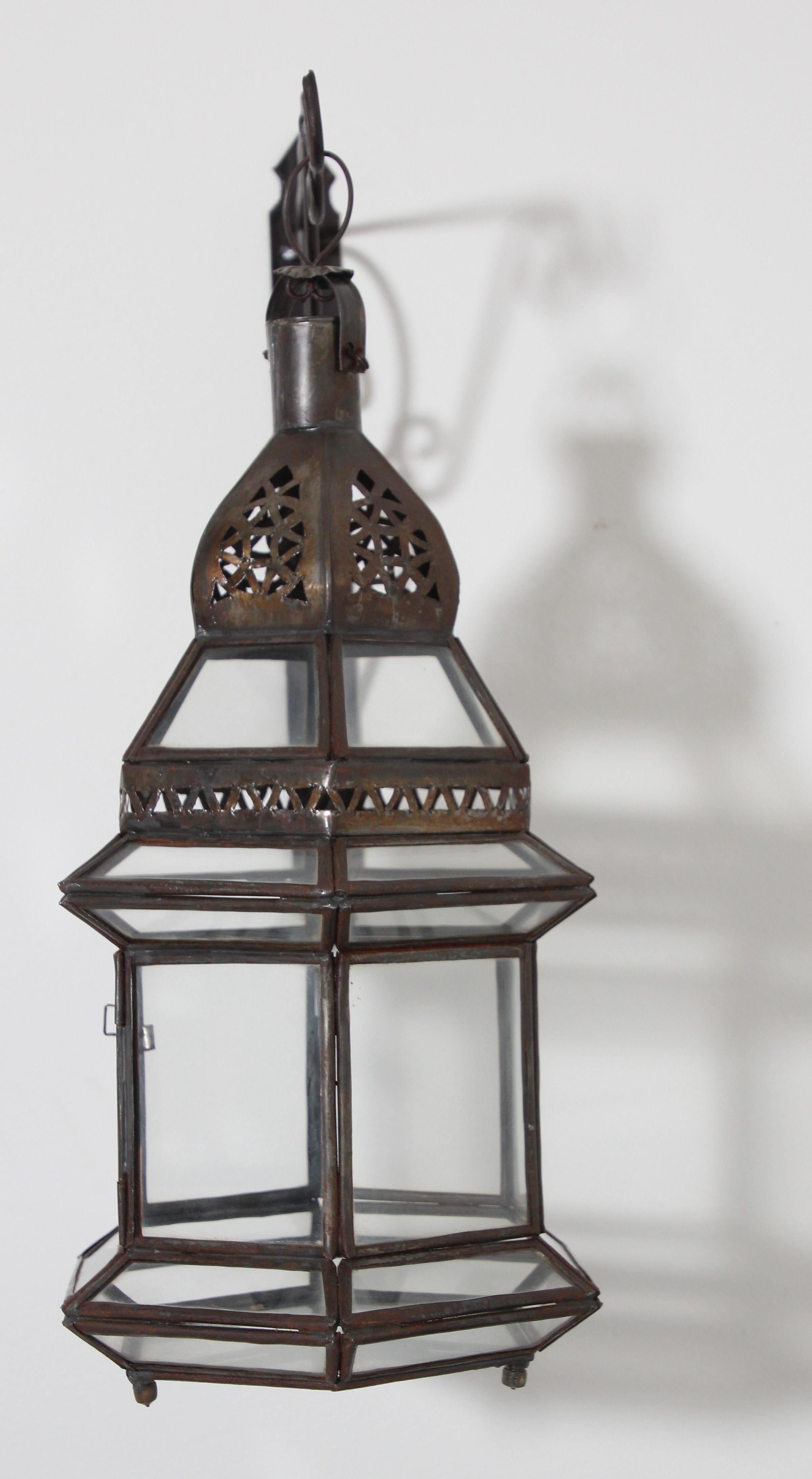 Handcrafted Moroccan Hanging Metal and Glass Lantern In Good Condition In North Hollywood, CA