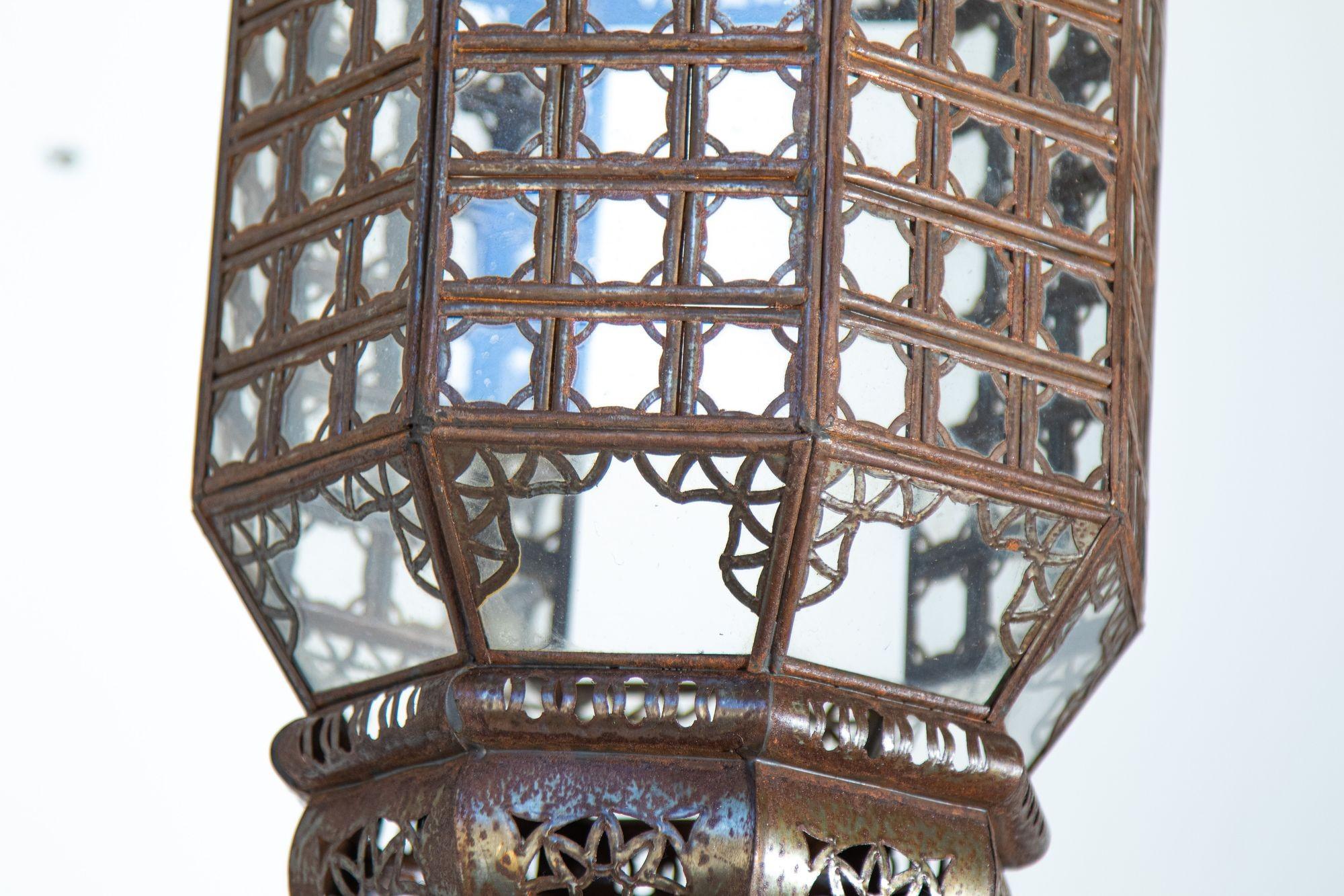 Handcrafted Moroccan Lantern with Clear Glass and Moorish Metal Filigree For Sale 7