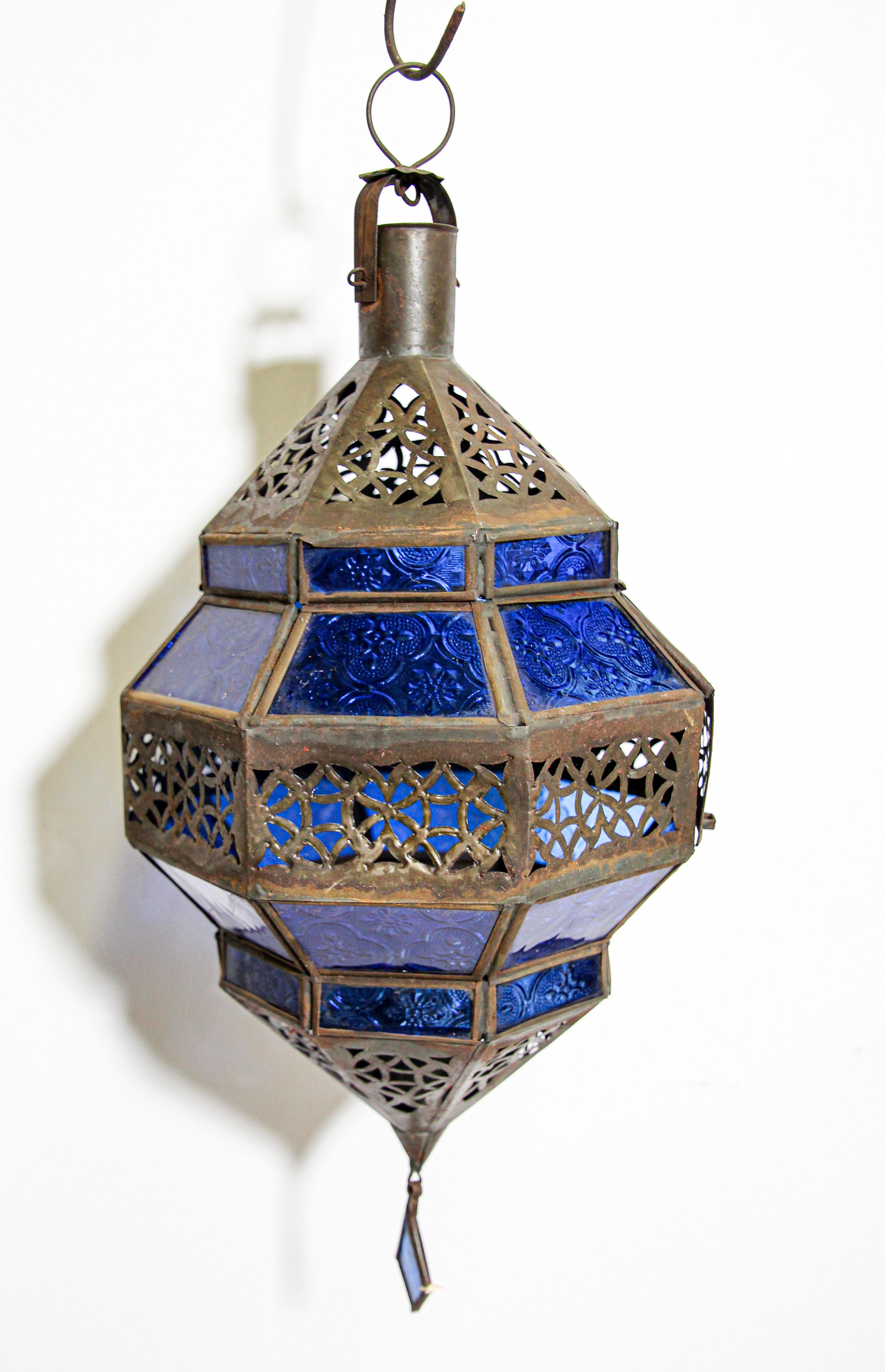 Handcrafted Moroccan Blue Glass Lantern, Metal Octagonal Diamond Shape For Sale 5