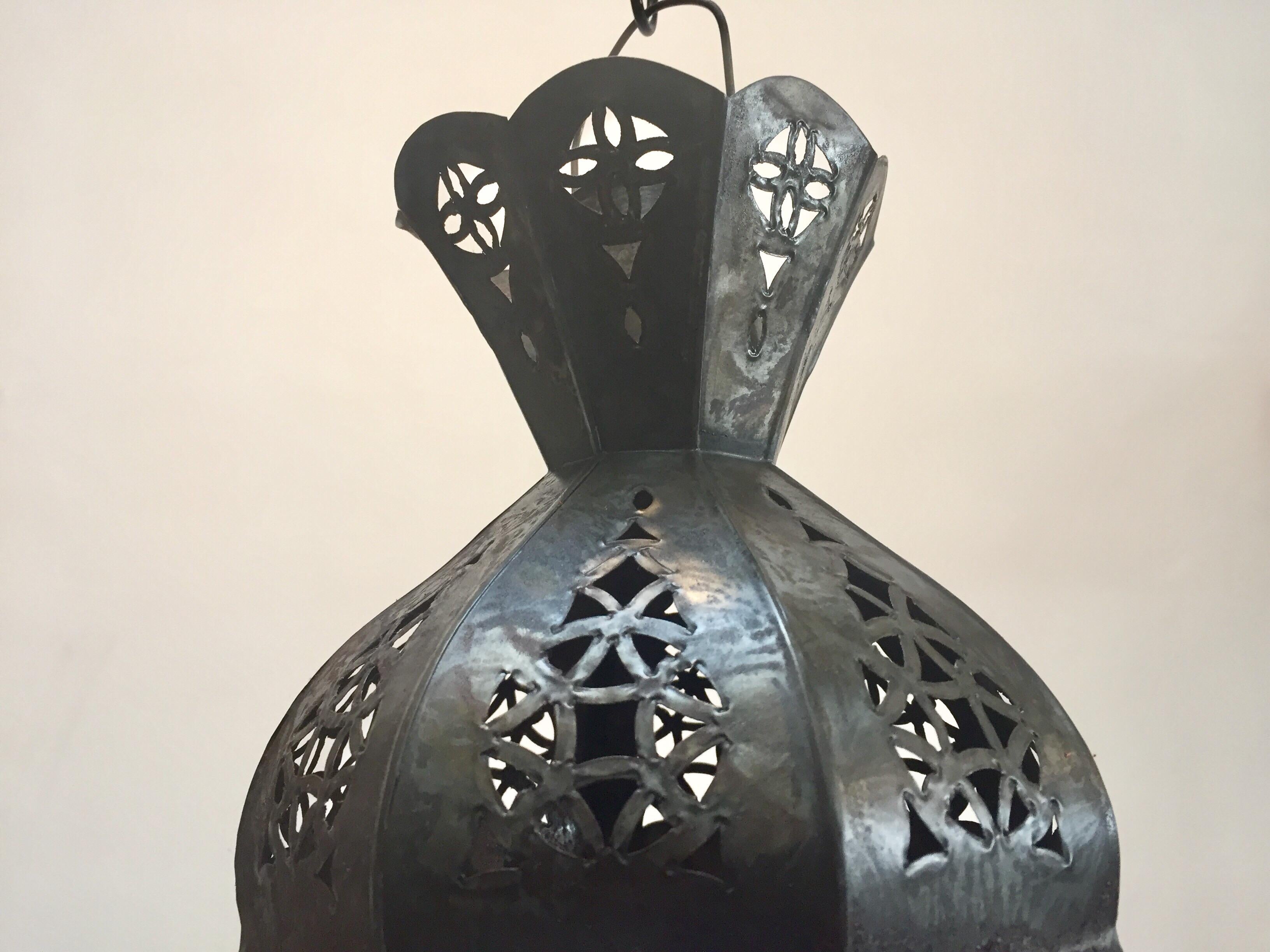 Handcrafted Moroccan Metal and Blue Glass Lantern, Octagonal Shape For Sale 3