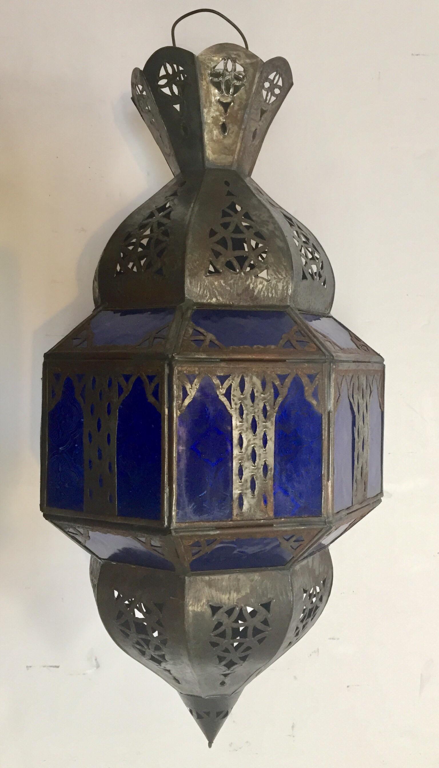 Handcrafted Moroccan Metal and Blue Glass Lantern, Octagonal Shape For Sale 5