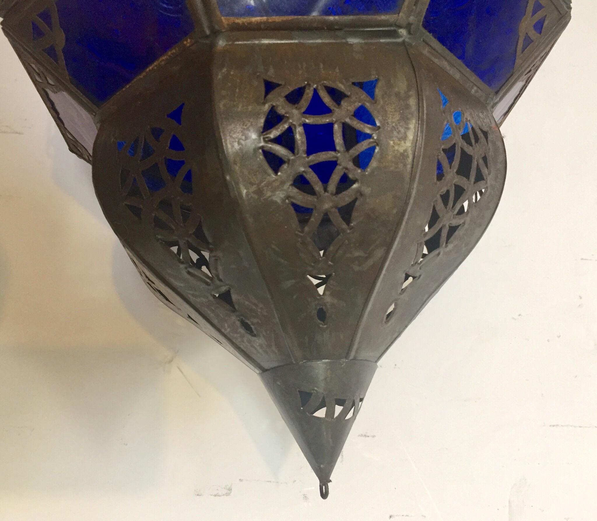 Handcrafted Moroccan Metal and Blue Glass Lantern, Octagonal Shape For Sale 9