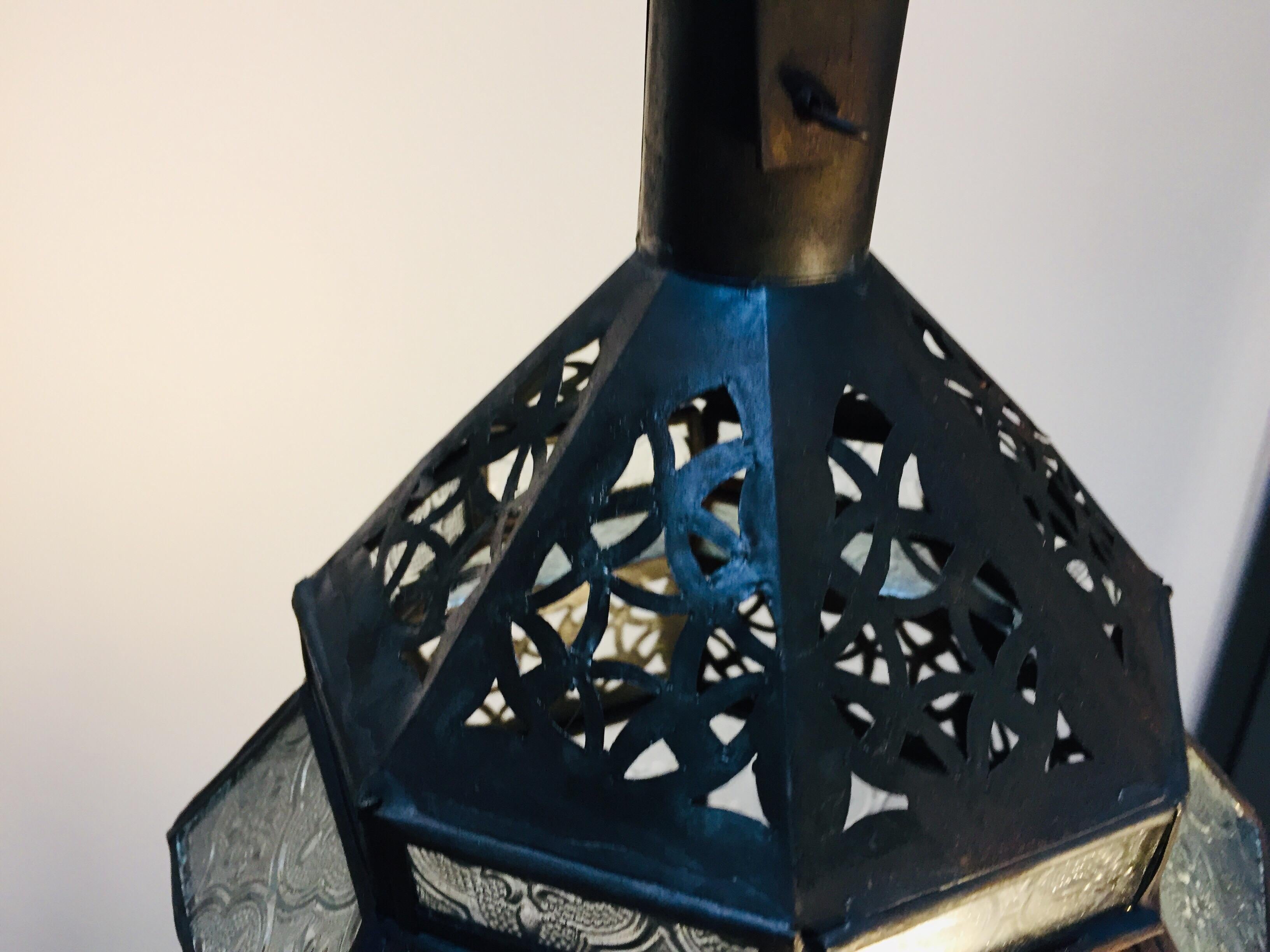 Marokkanische Metalllaterne, handgefertigt, achteckige Form mit klarem Glas 6