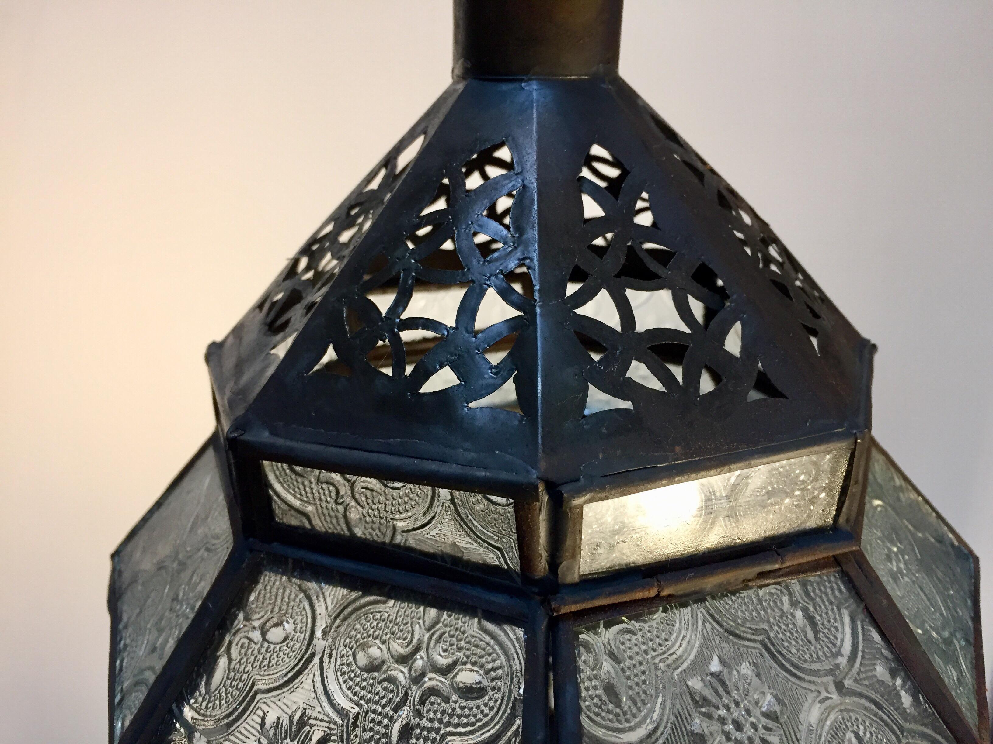 Marokkanische Metalllaterne, handgefertigt, achteckige Form mit klarem Glas 7