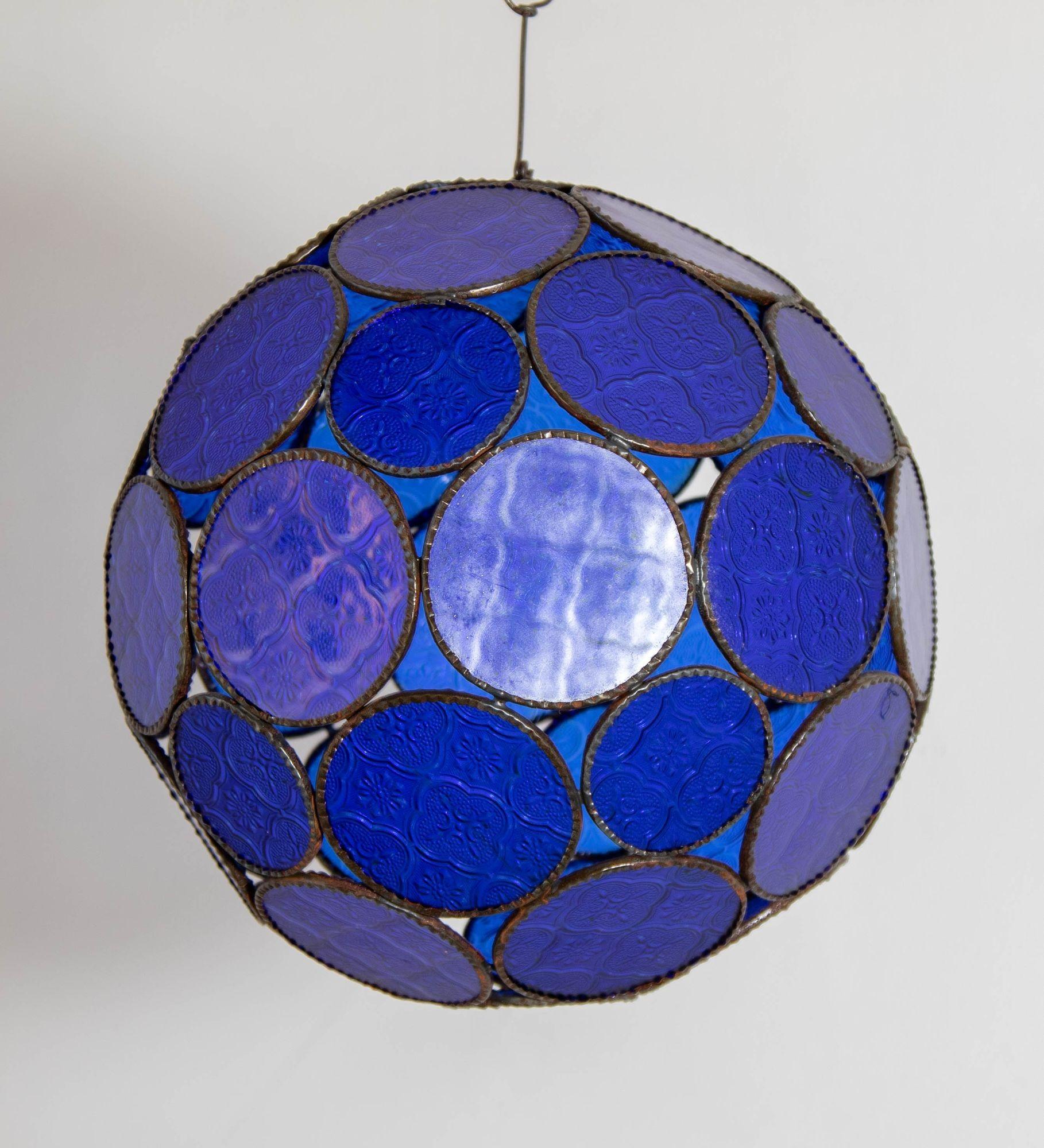 Handgefertigte marokkanische maurische Kugellaterne aus Glas mit blauem Glas im Angebot 9
