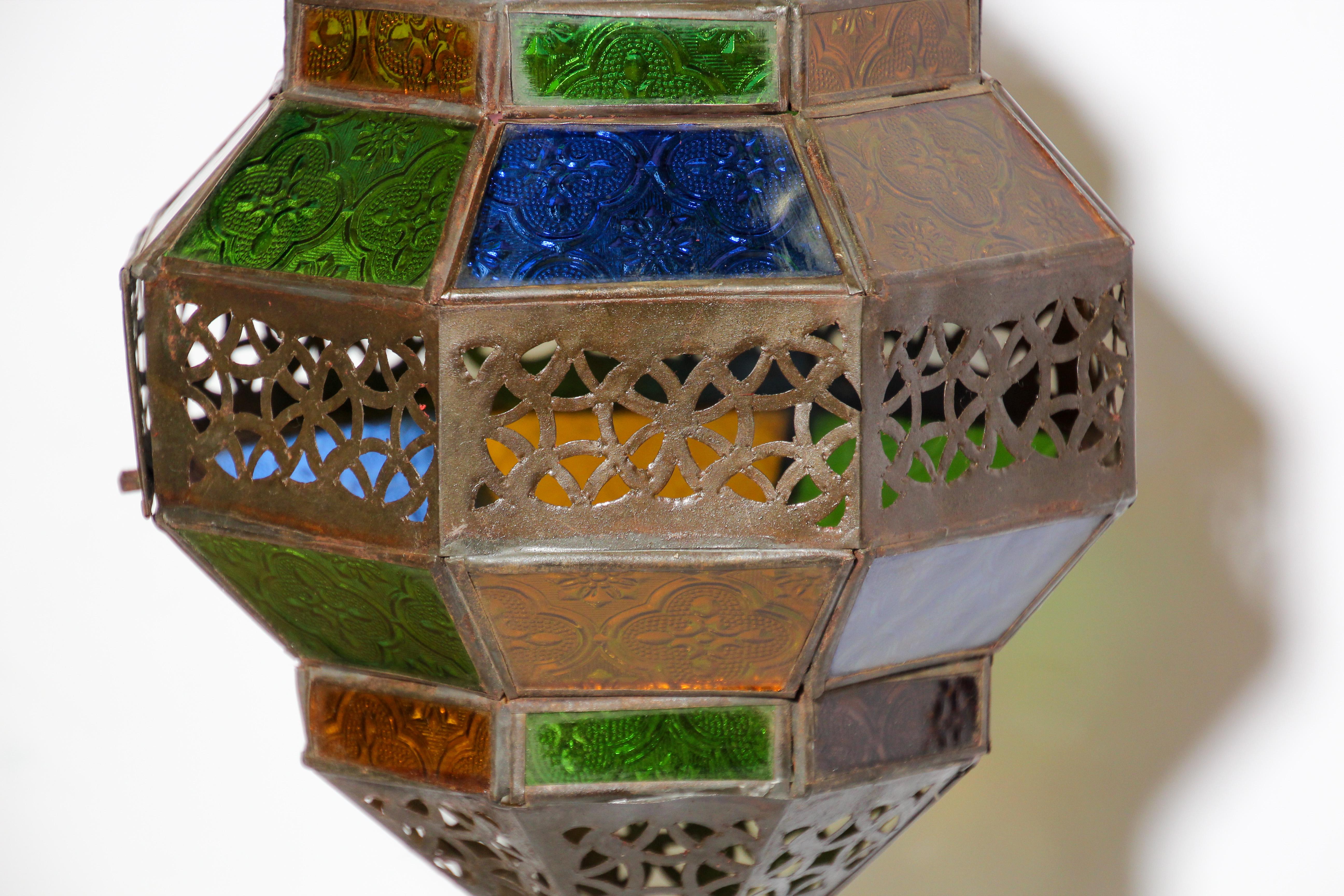 Moroccan Lantern, Handcrafted Octagonal Diamond Shape in Multi-Color Glass  In Good Condition For Sale In North Hollywood, CA