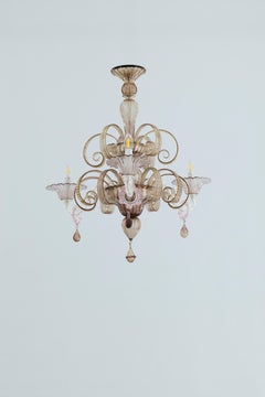 Hecho a mano  Araña de cristal de Murano, remolinos de ámbar y detalles en rosa suave, siglo XX