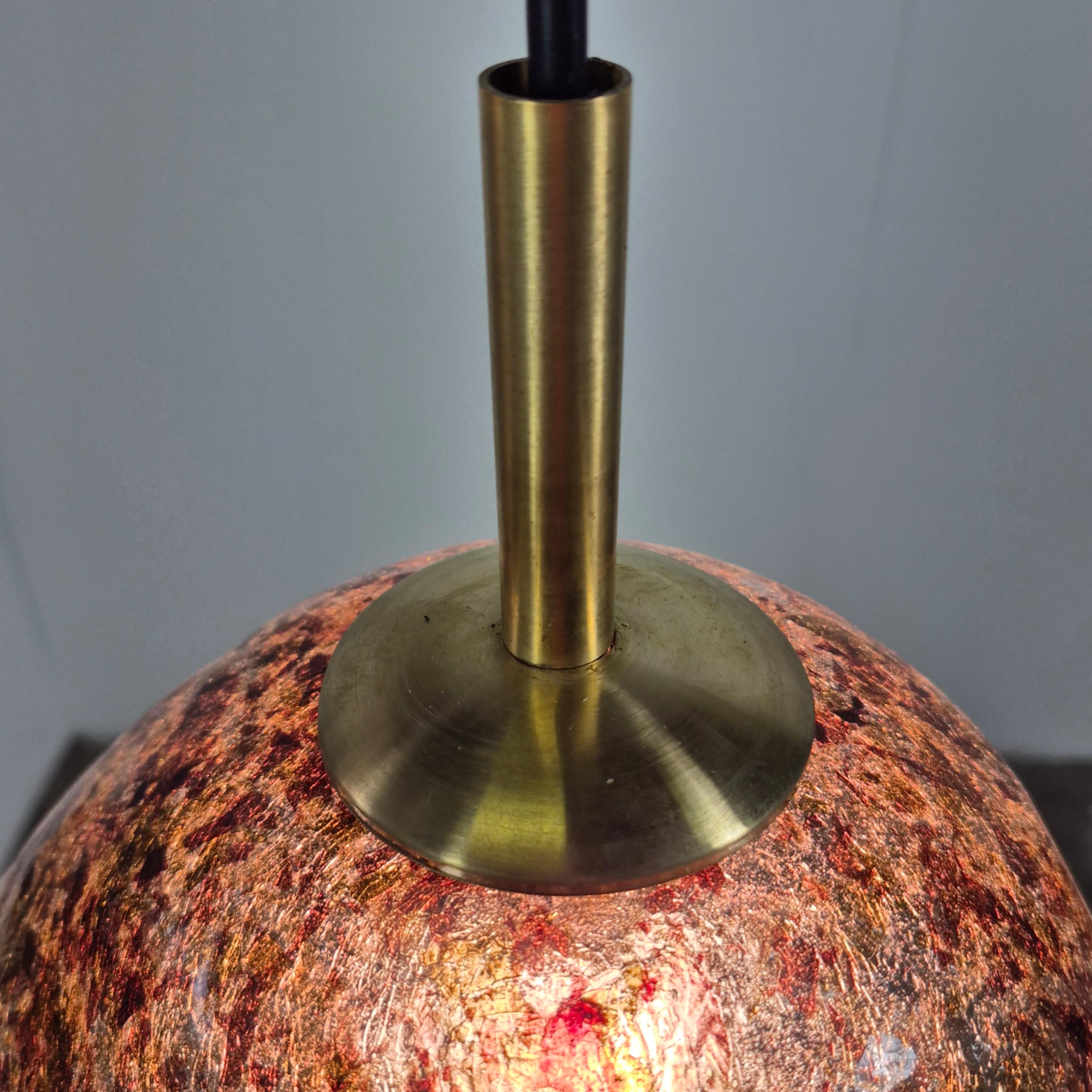 Mid-Century Modern Lampe suspendue en verre de Murano fabriquée à la main, Italie années 1960 en vente