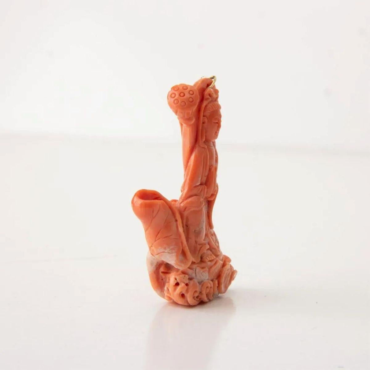 da uomo o donna Ciondolo in corallo naturale Guanyin Buddha in oro 14K realizzato a mano in vendita