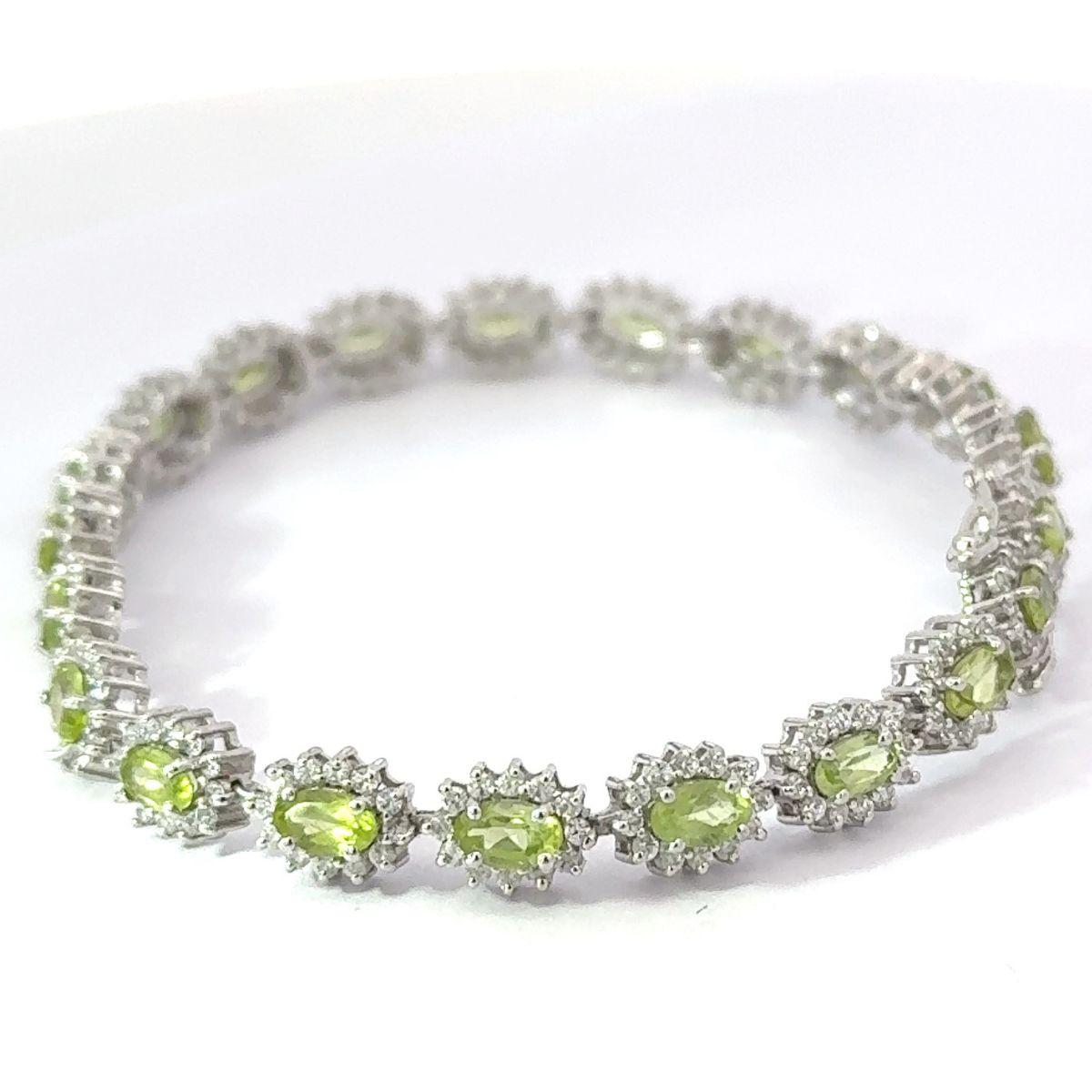 Handcrafted Natural Peridot with CZ 925 Sterling Silver Tennis Bracelet for Her In New Condition For Sale In New York, NY