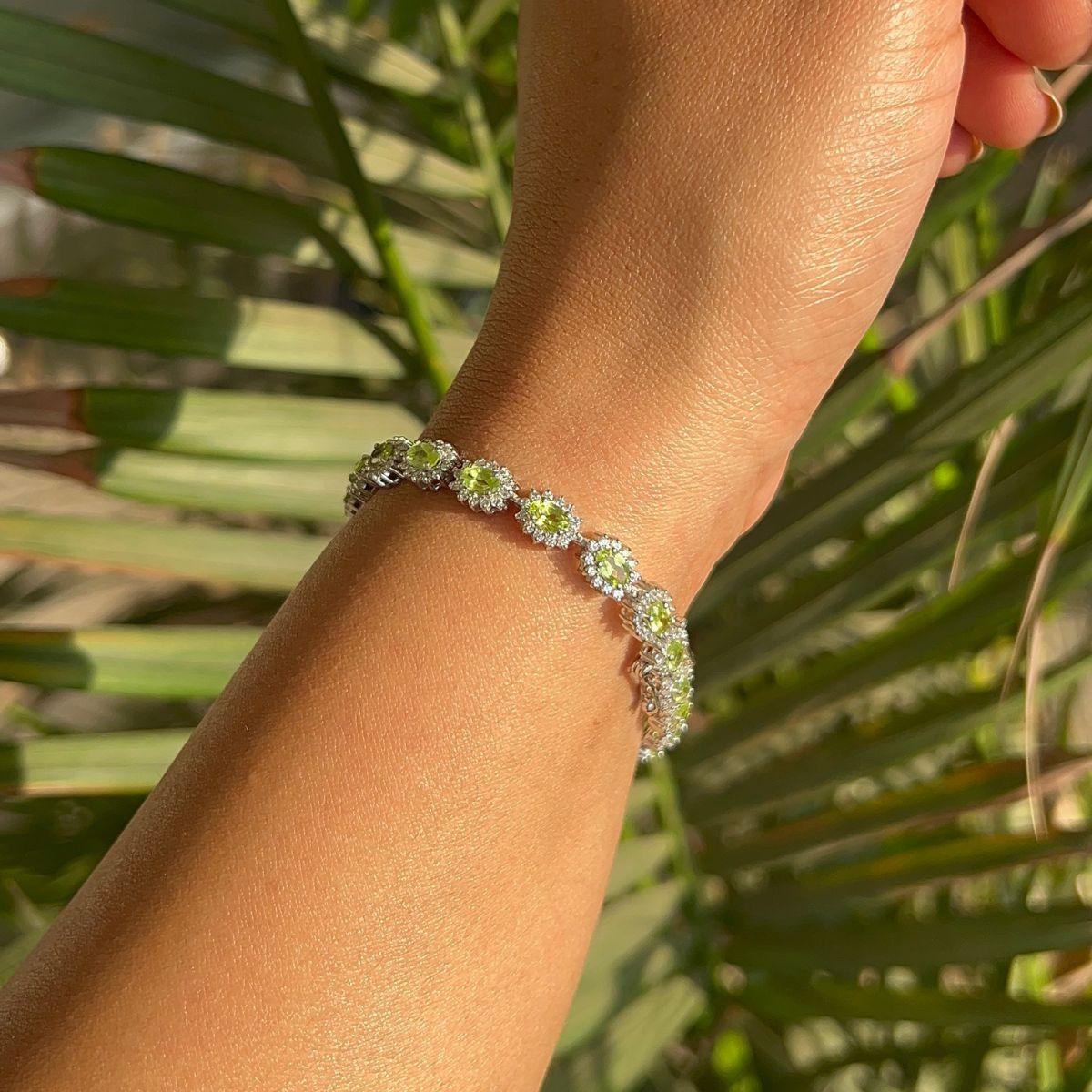 Handcrafted Natural Peridot with CZ 925 Sterling Silver Tennis Bracelet for Her For Sale 2