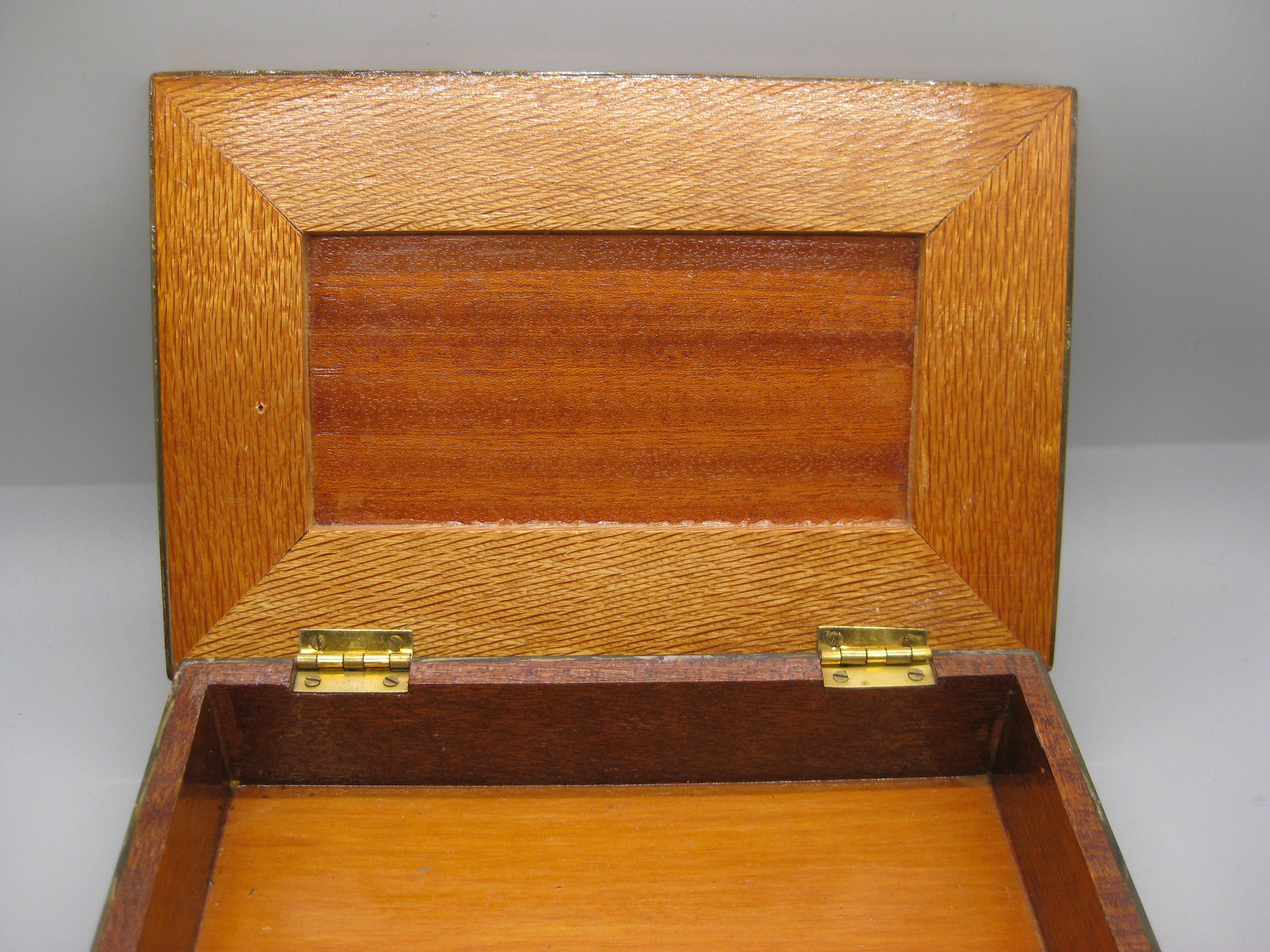 Caja de madera artesanal maorí de Nueva Zelanda Paua Abalone Shell Stash Trinket en venta 7