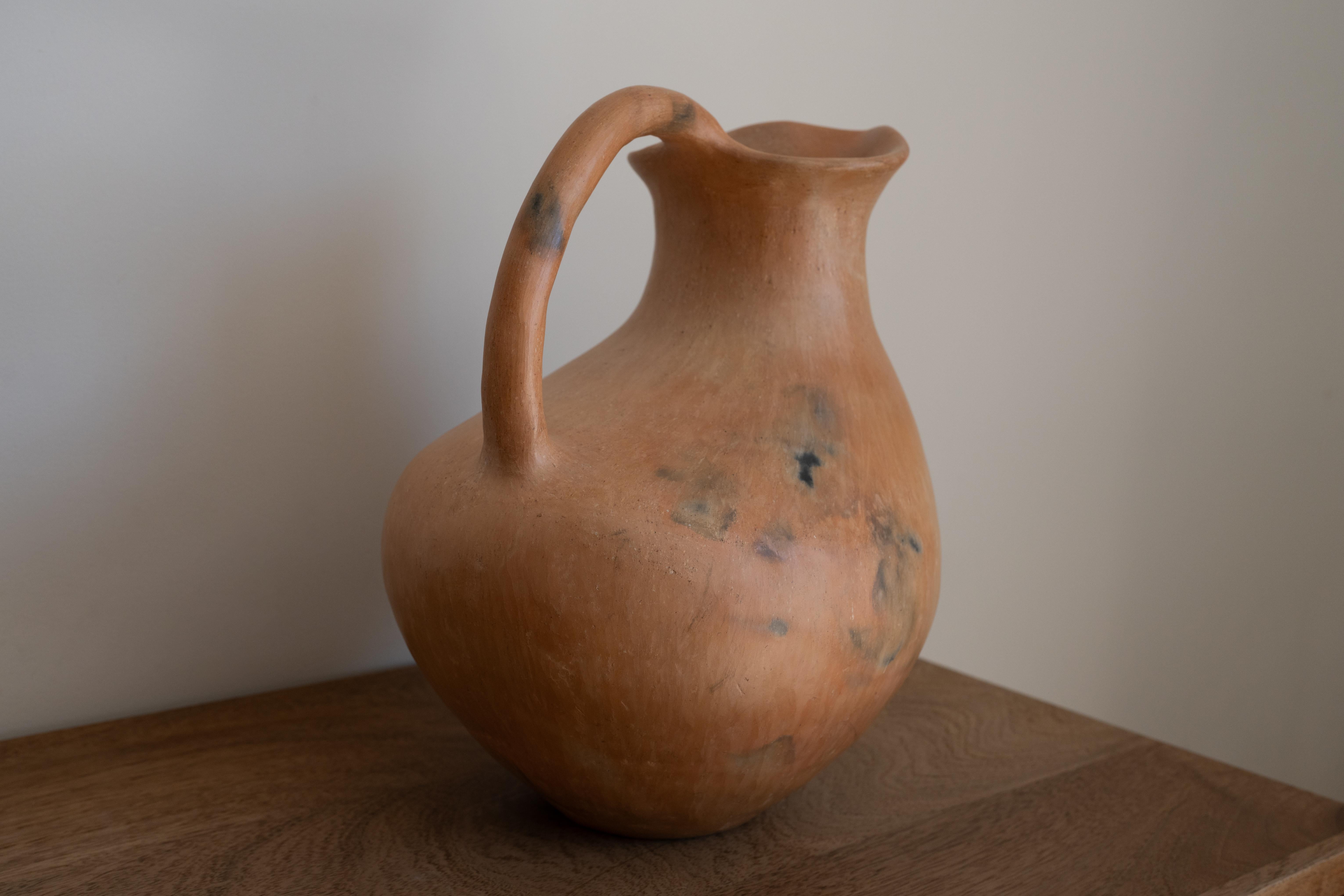 Sechseckiges mexikanisches Tongefäß, handgefertigt, mexikanische Kunsthandwerkliche Topfvase, Wasserdekor-Keramik im Zustand „Neu“ im Angebot in Queretaro, Queretaro
