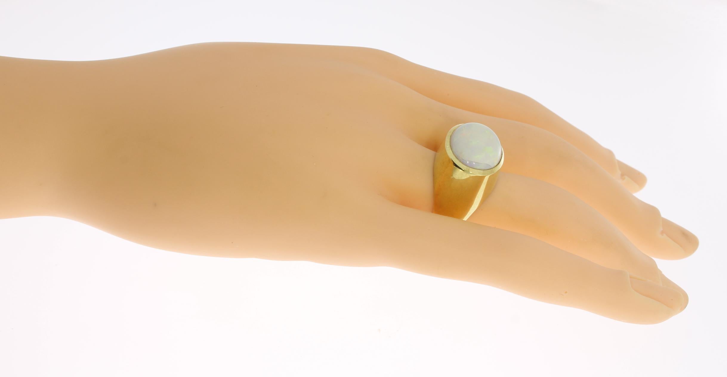 Women's or Men's Handcrafted Opal Yellow Gold Ring For Sale