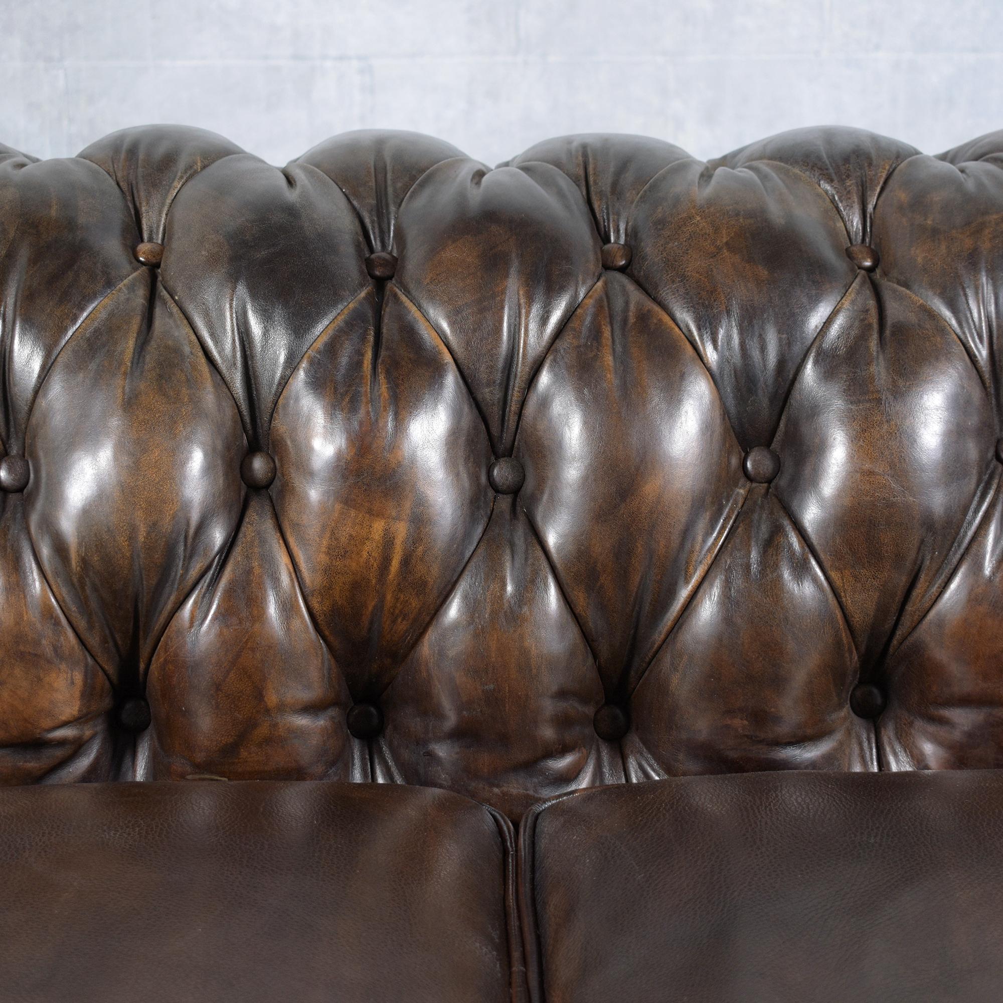 1970s Vintage Chesterfield Sofa: Brown Leather Elegance In Good Condition In Los Angeles, CA