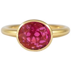 Handcrafted Oval Cut 3.12 Carat Rubelite 18 Karat Yellow Gold Cocktail Ring