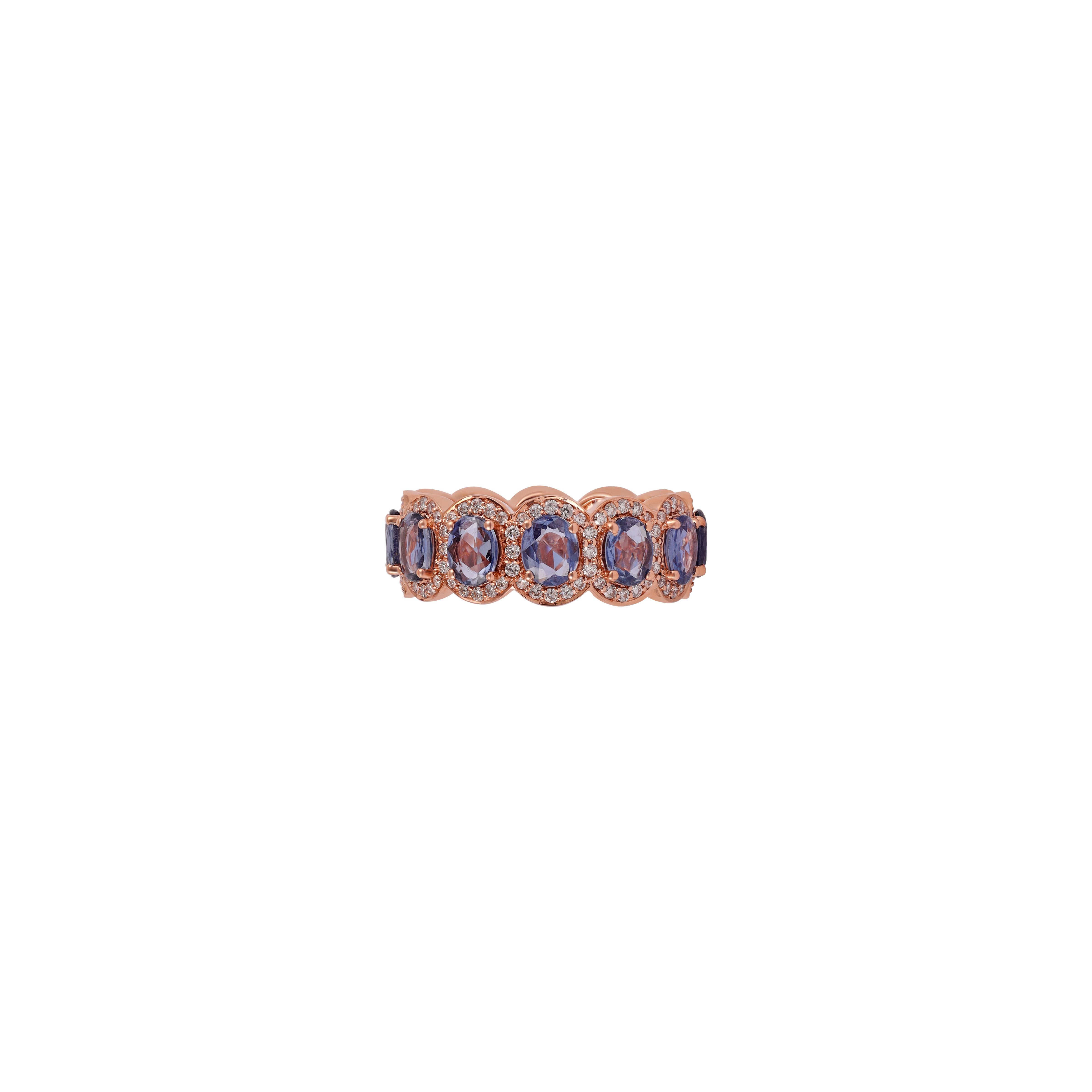 Contemporary Handcrafted Oval Sapphire Band with Brilliant Round Cut Diamond For Sale