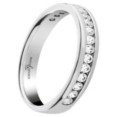 Handgefertigtes Platin-Diamantband mit 0,30 Karat Diamanten in einem Kanal-Set