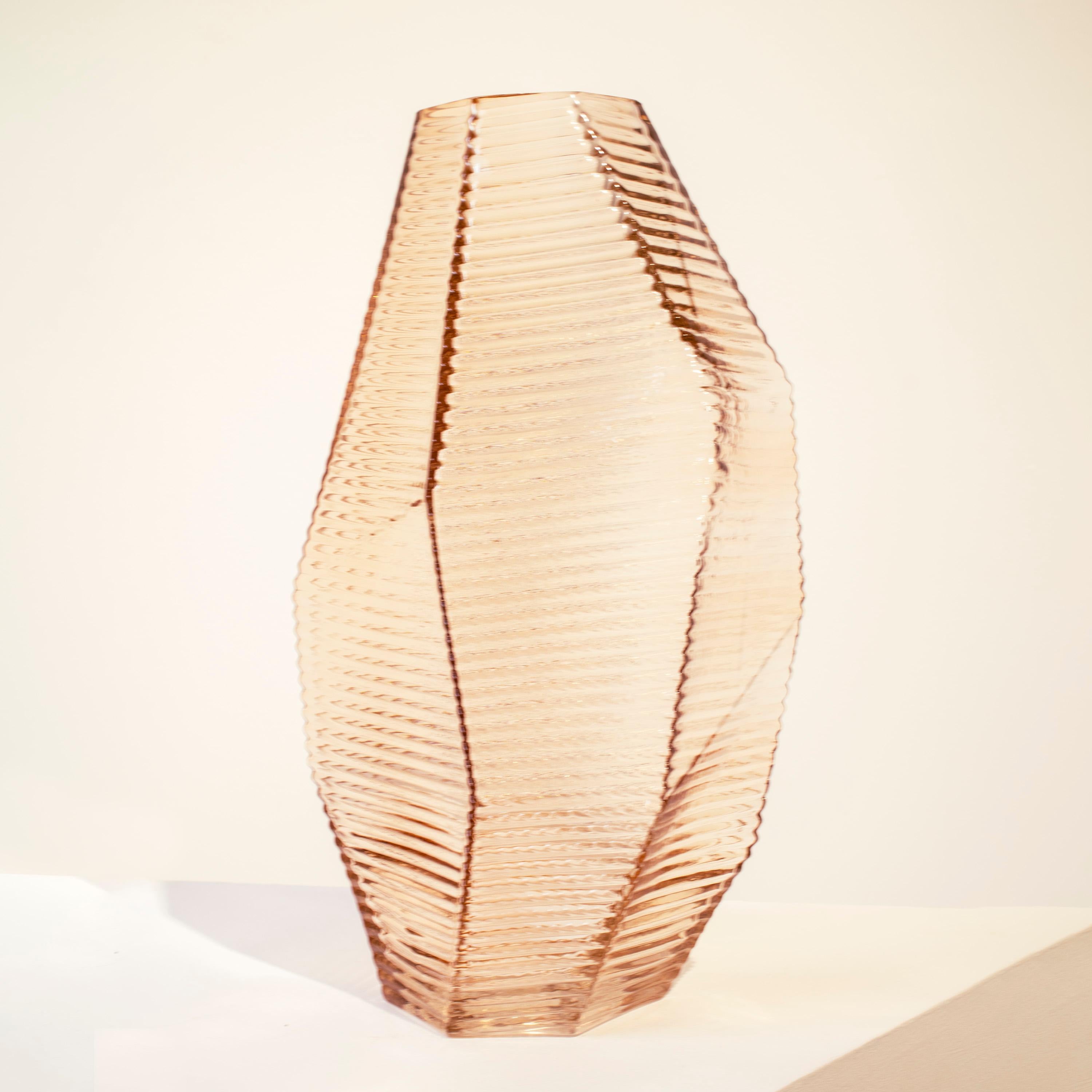 Handcrafted Polygonal Semi Transparent Pink Color Glass Vase, Italy, 2024 In Good Condition For Sale In Madrid, ES