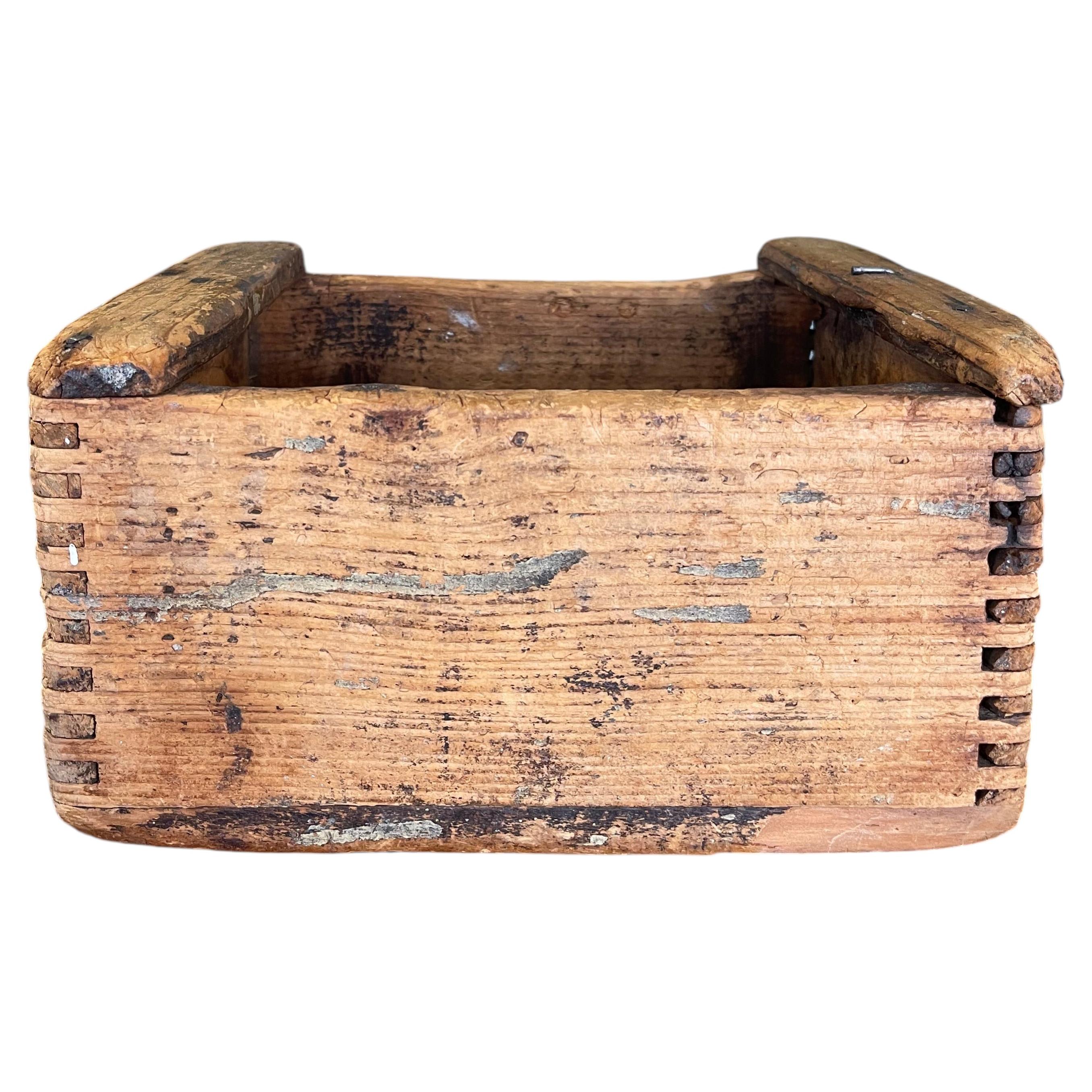 Handcrafted Primitive Dovetail Wooden Storage Box