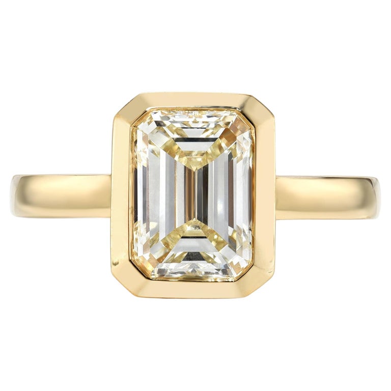 Handgefertigter Rae Emerald Cut Diamond Ring von Single Stone im ...