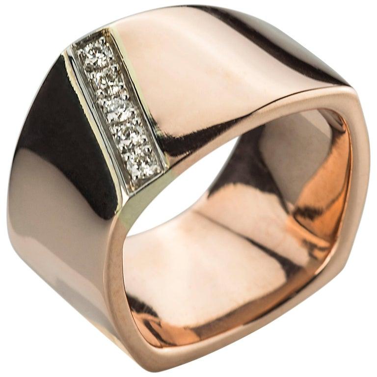 Brilliant Cut Modern Unisex Design Rose & White Gold 0.20 Karat White Diamonds Band Ring For Sale