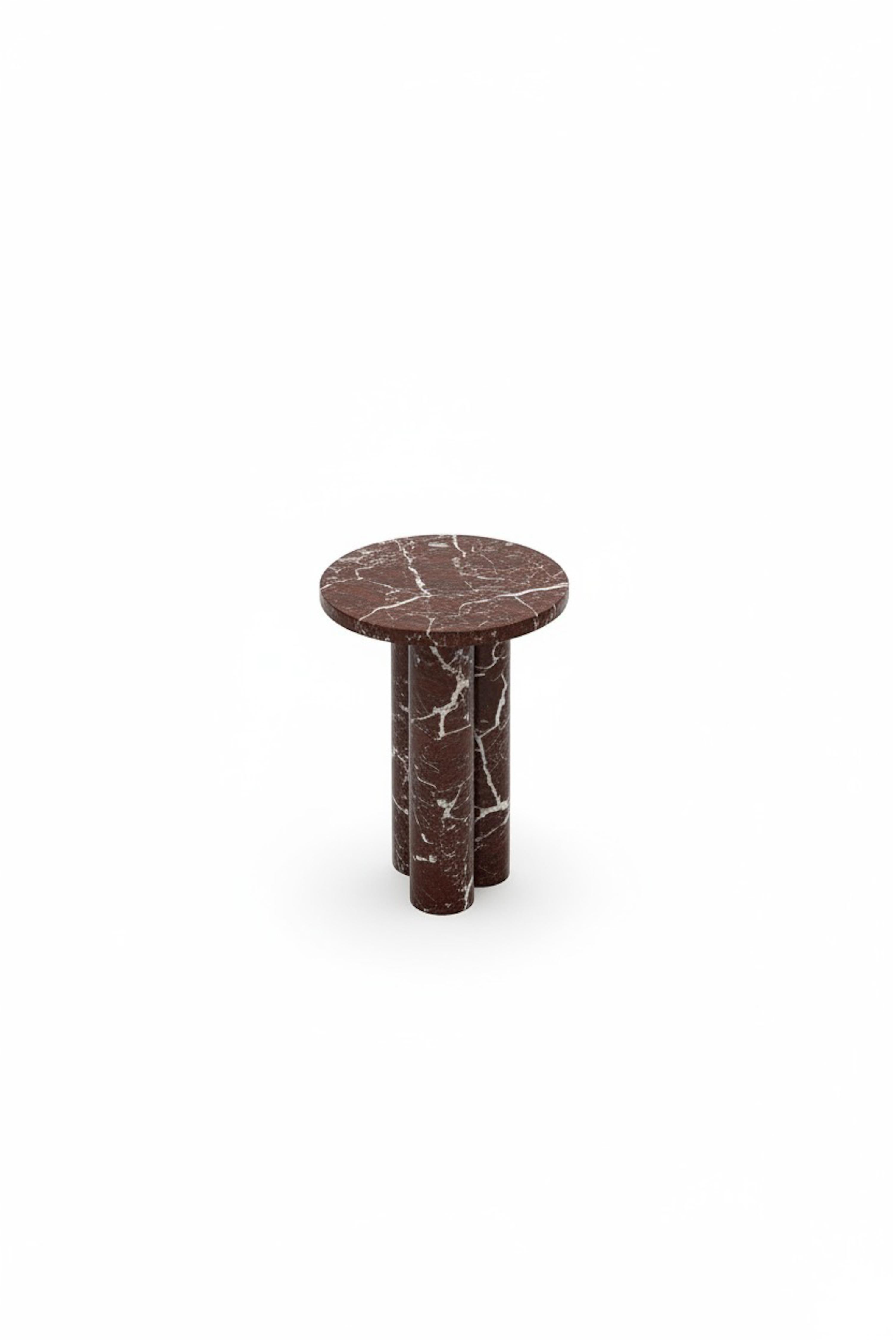 Mesa de centro redonda de mármol Rosso Levanto hecha a mano, mesa auxiliar italiana de piedra roja Turco en venta