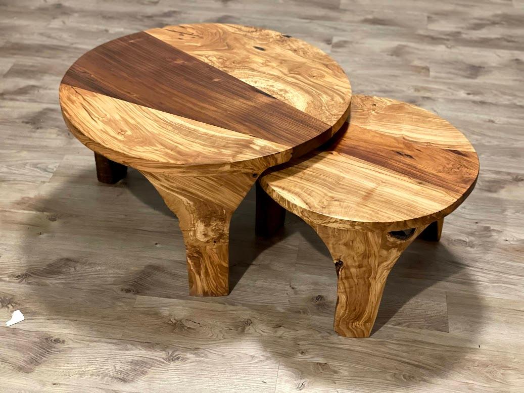 Handcrafted Round Nesting Coffee Tables in Natural Wood In New Condition For Sale In Los Angeles, CA