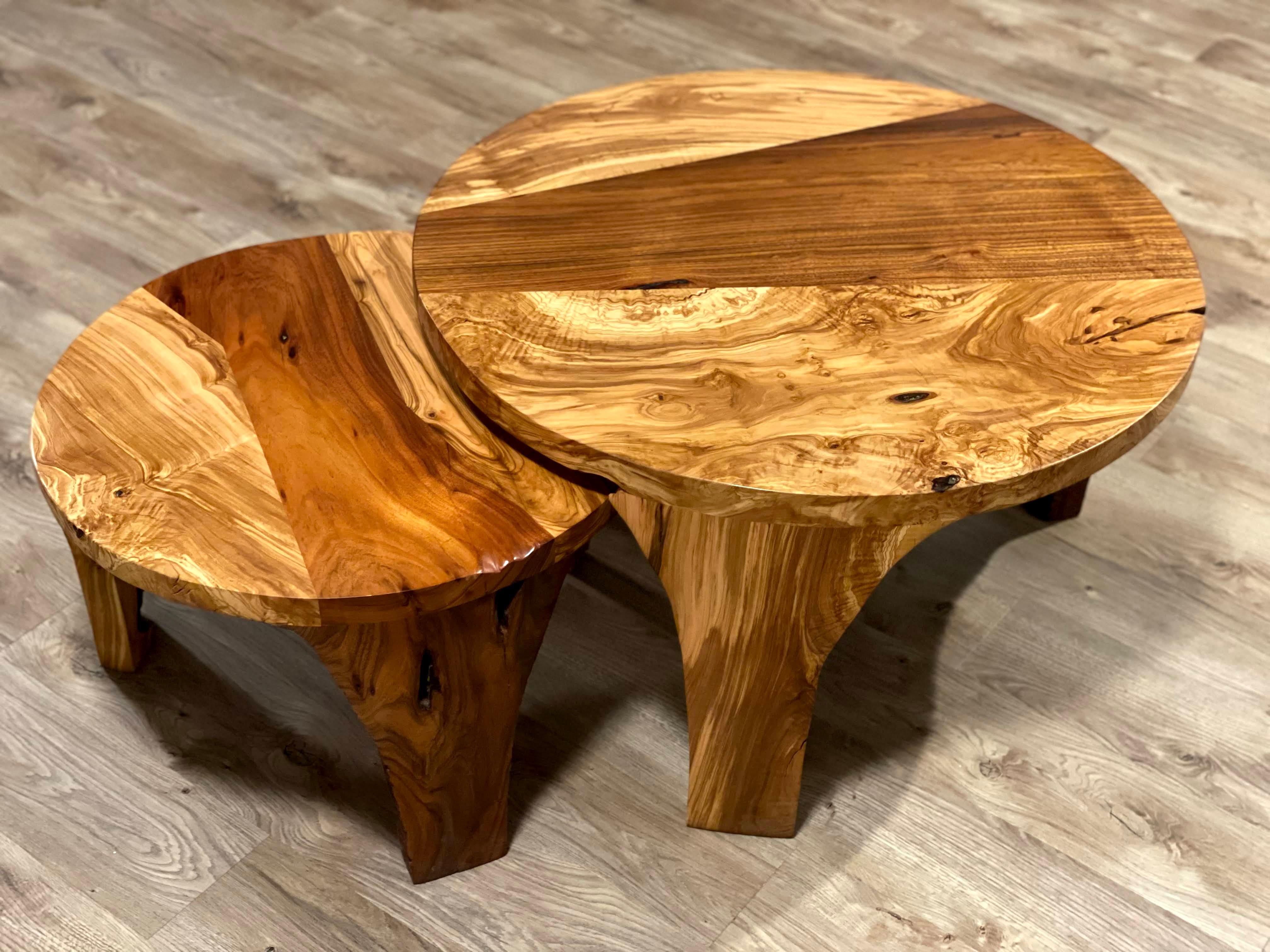 Handcrafted Round Nesting Coffee Tables in Natural Wood For Sale 1