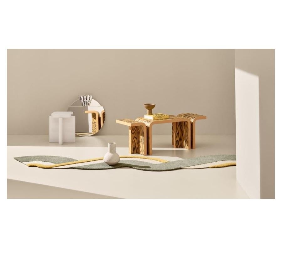 Tabouret en bois massif et caramel rustique fabriqué à la main par Cara Davide en vente 2