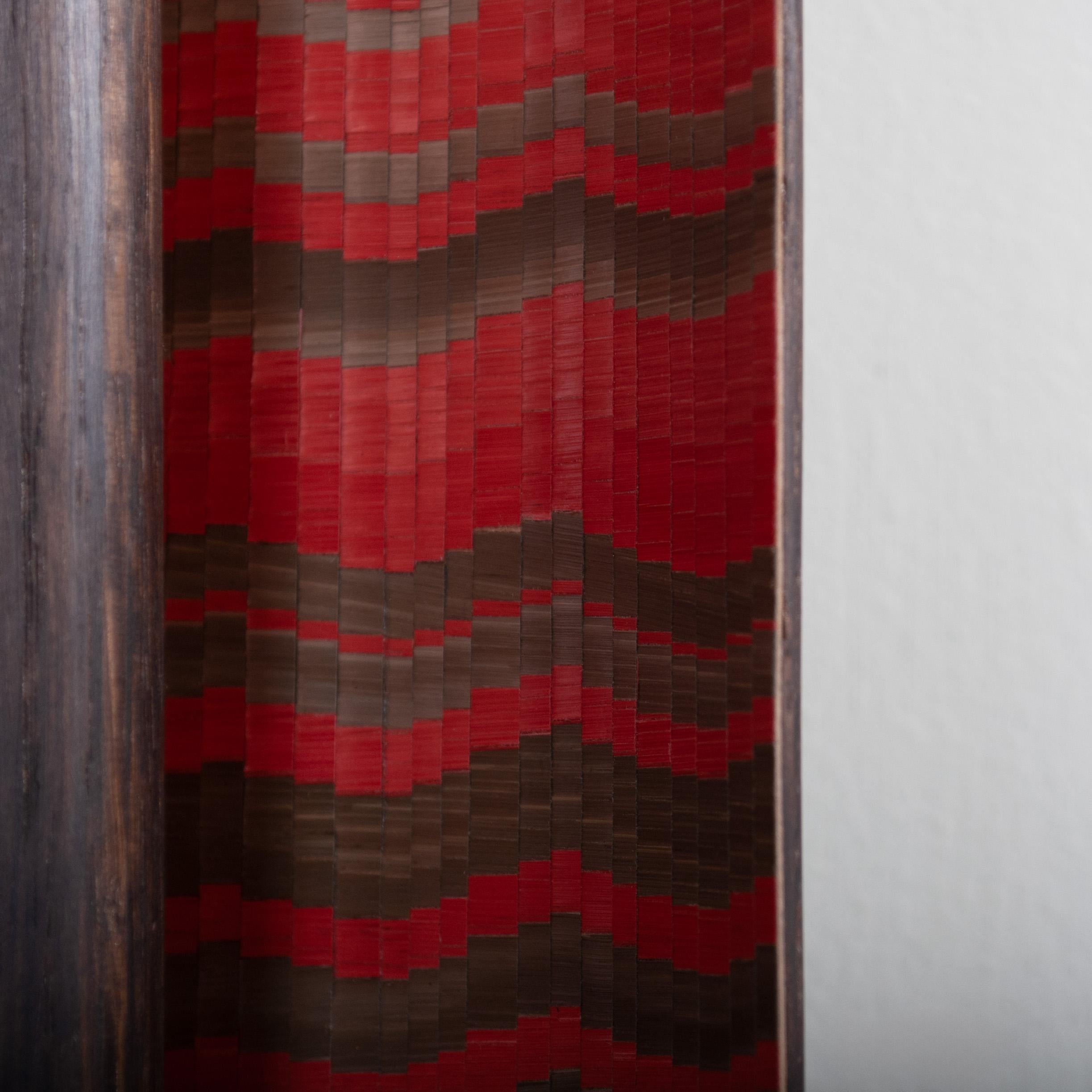 Paglia Lampada da parete Sauron realizzata a mano, Marqueterie de paille in vendita