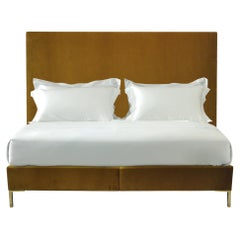 Handcrafted Savoir Harlech Headboard and Nº3 Bed Set, Bespoke, King Size