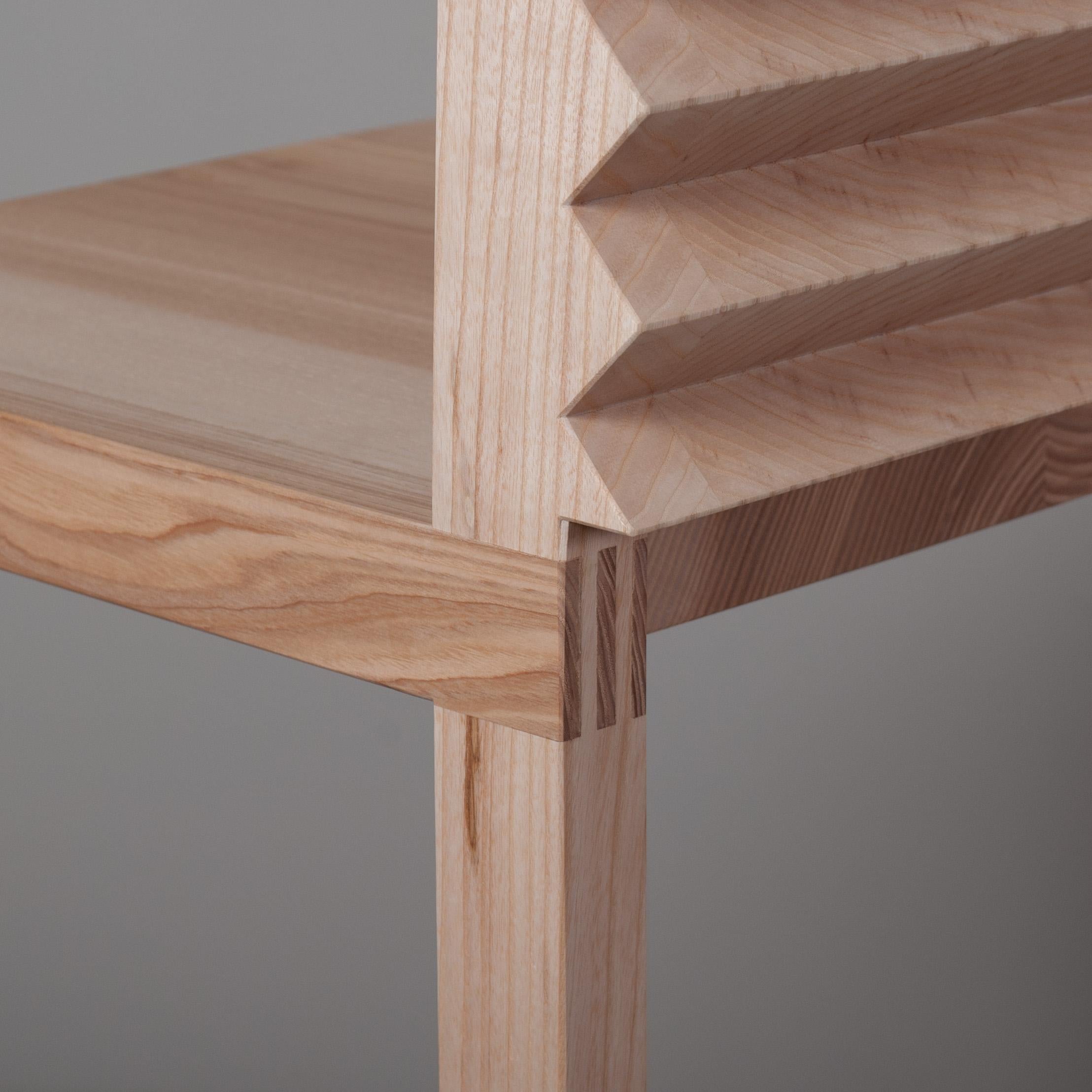 XXI secolo e contemporaneo Handcrafted Sawtooth Dining Chair in vendita