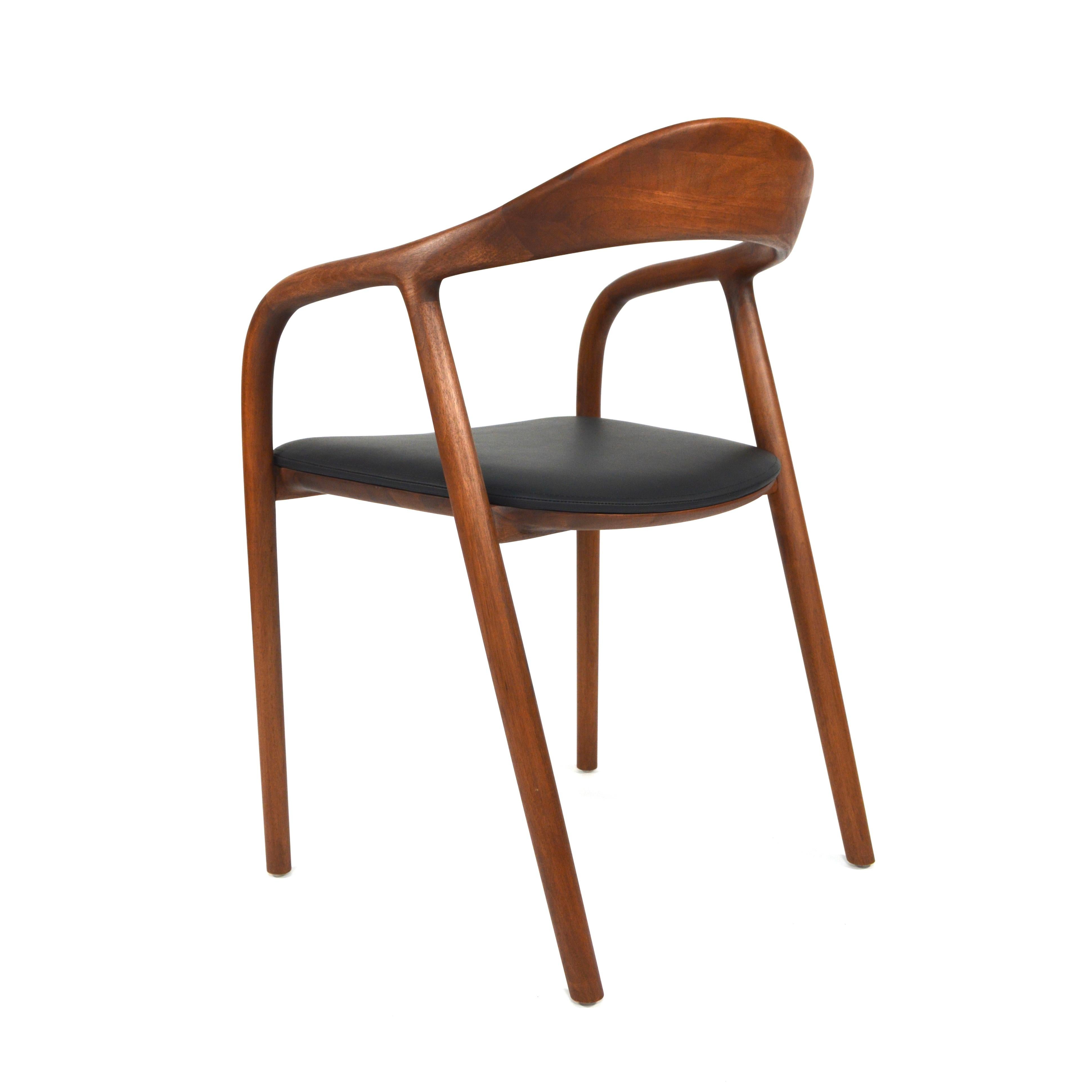 Handcrafted Scandinavian Modern Dining Chairs in Solid Walnut Wood and Leather 8