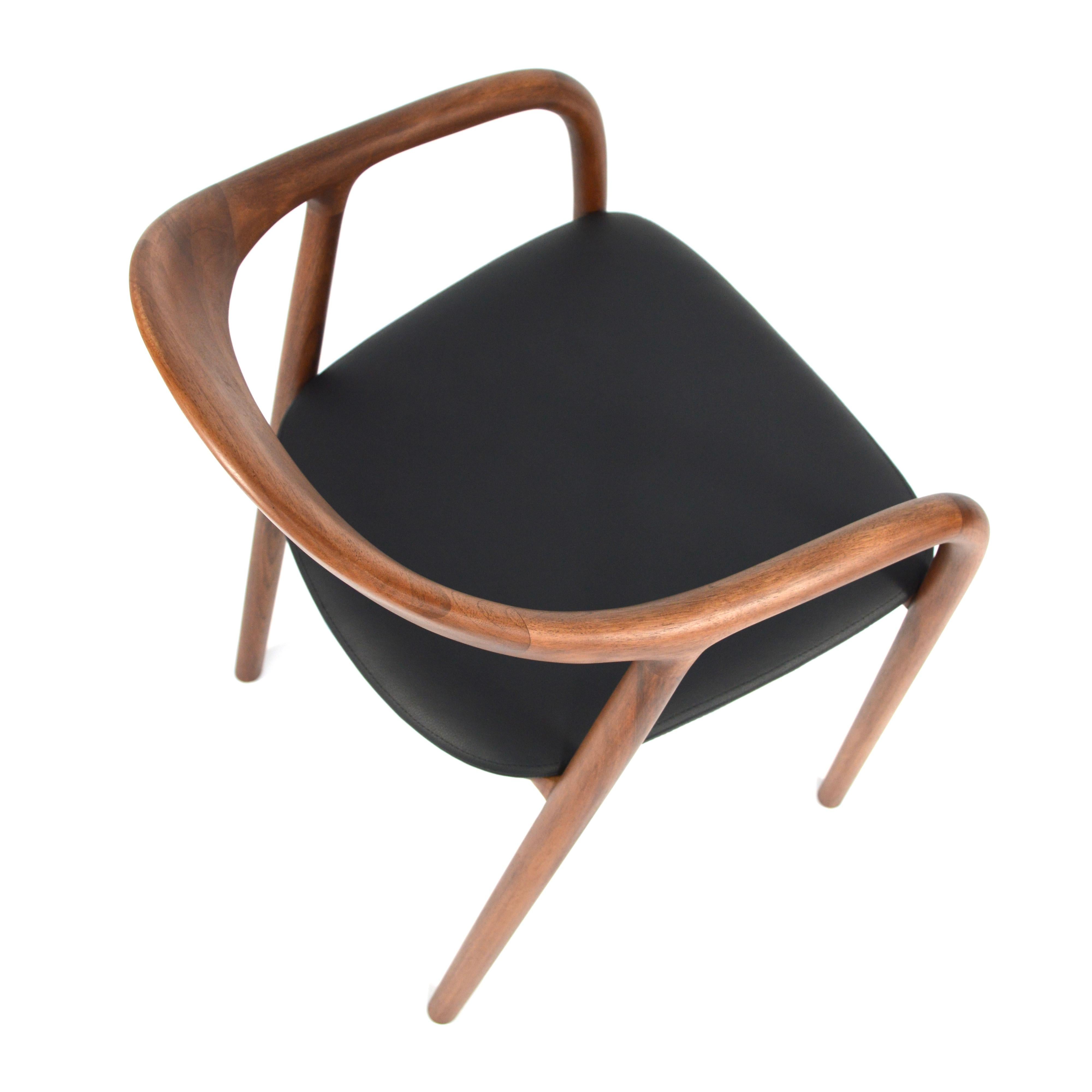 Handcrafted Scandinavian Modern Dining Chairs in Solid Walnut Wood and Leather 10