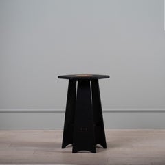 Tavolino in Oak bruciato lavorato a mano